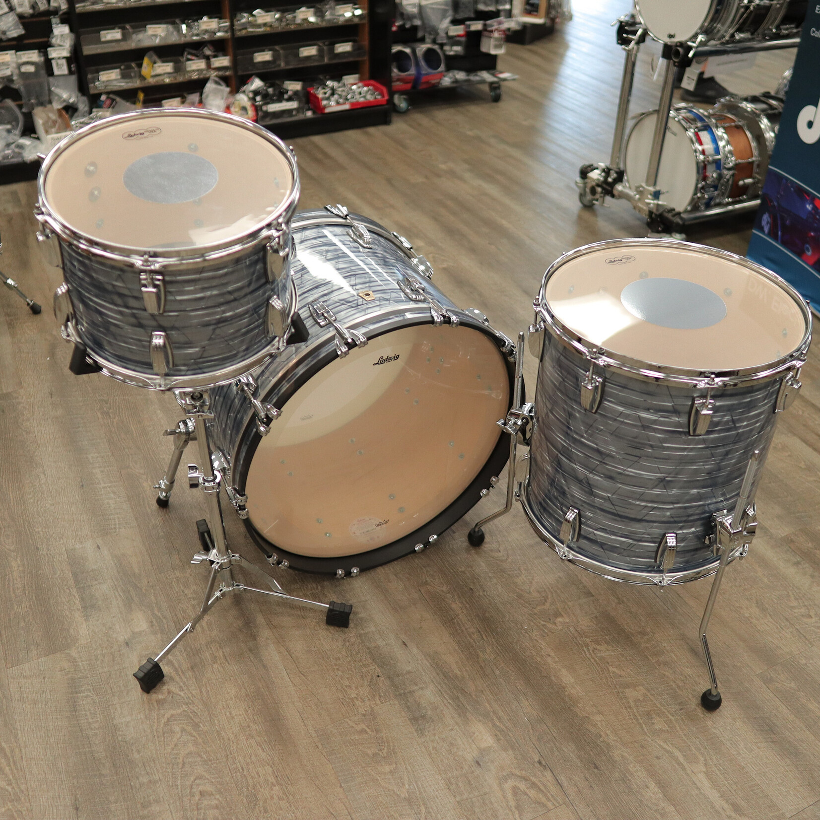 Ludwig Like-New Ludwig Classic Maple FAB 3-Piece Shell Pack 13/16/22 (Sky Blue Pearl)