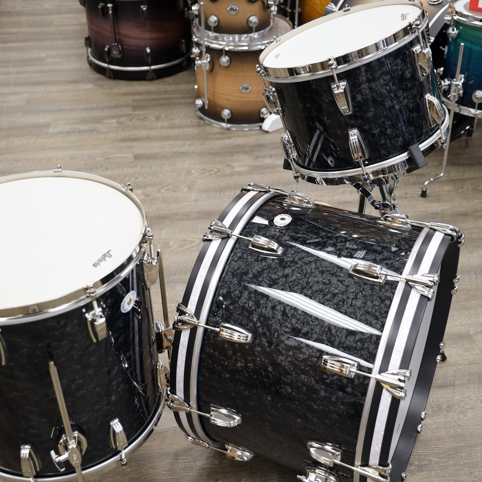 Ludwig Ludwig Limited Edition Classic Maple FAB 3-Piece Shell Pack 13/16/22 (Ebony Pearl) with Nickel Hardware