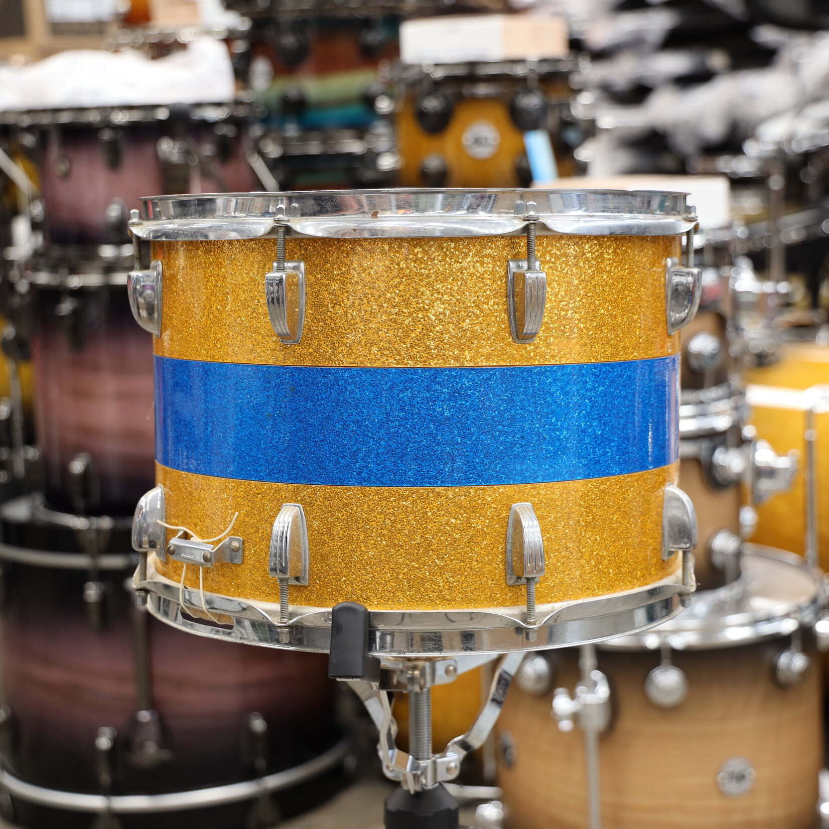 Ludwig Vintage 1970s Ludwig Parade Drum 10x14 Gold/Blue Sparkle