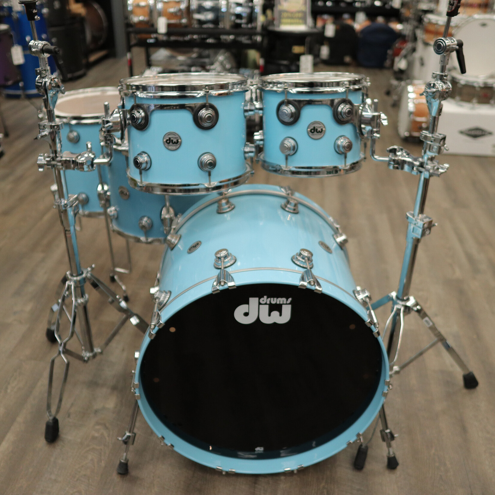 DW Pre-Owned DW Collector's Series "333" Maple 5-PC Shell Pack 22/10/12/14/16 (Solid Sky Blue)