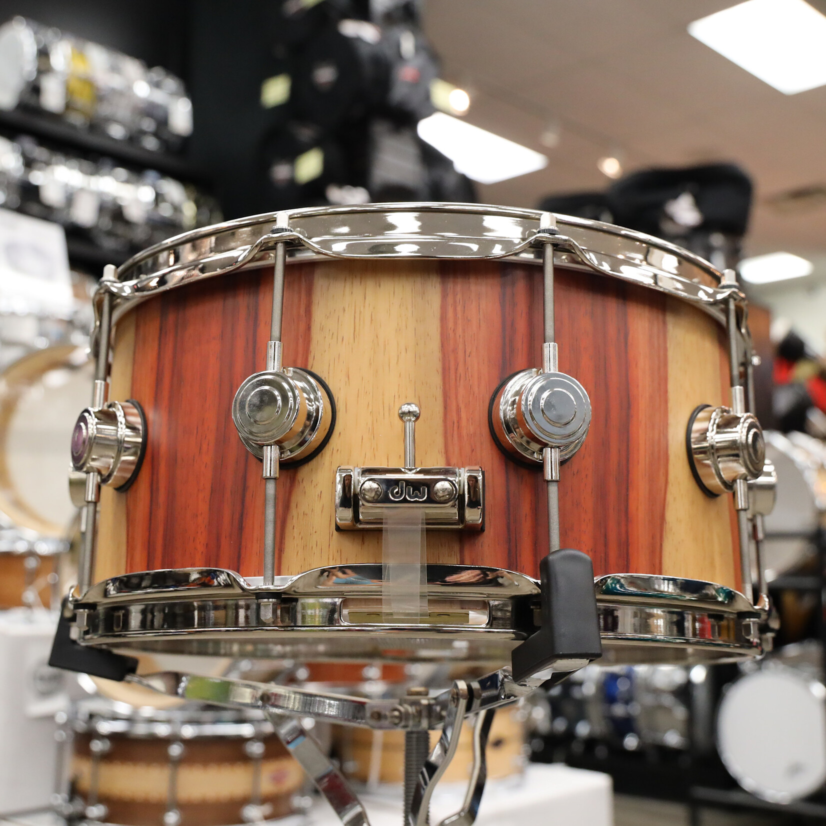 DW DW Collector's Series 6.5x14" Mahogany Purplecore Exotic Snare Drum (Natural Hard Satin over Candy Stripe Padauk w/ Nickel HW)