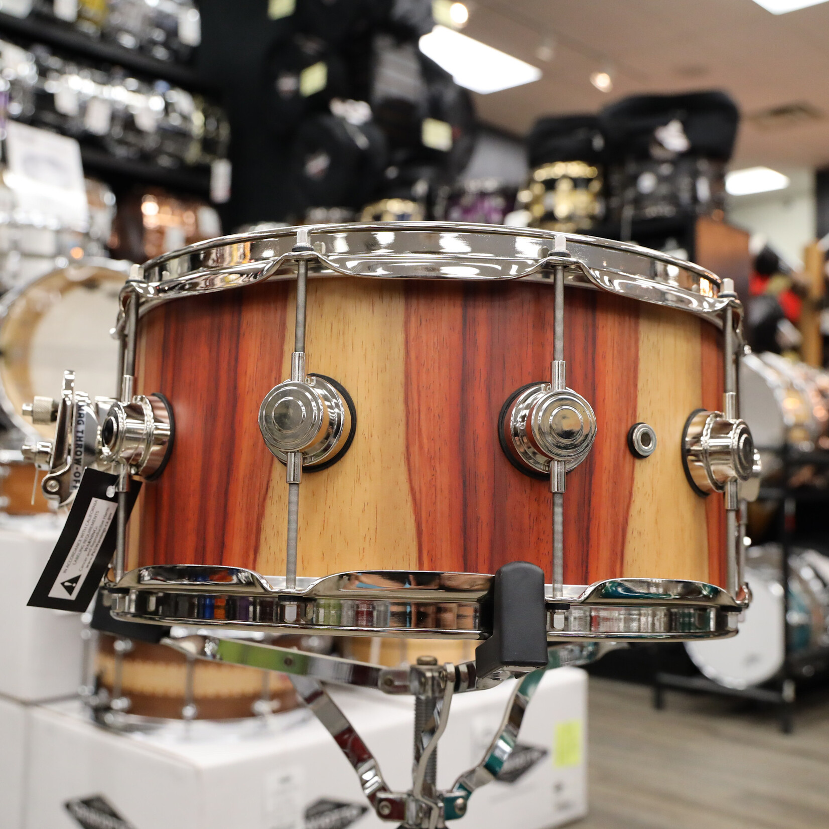 DW DW Collector's Series 6.5x14" Mahogany Purplecore Exotic Snare Drum (Natural Hard Satin over Candy Stripe Padauk w/ Nickel HW)