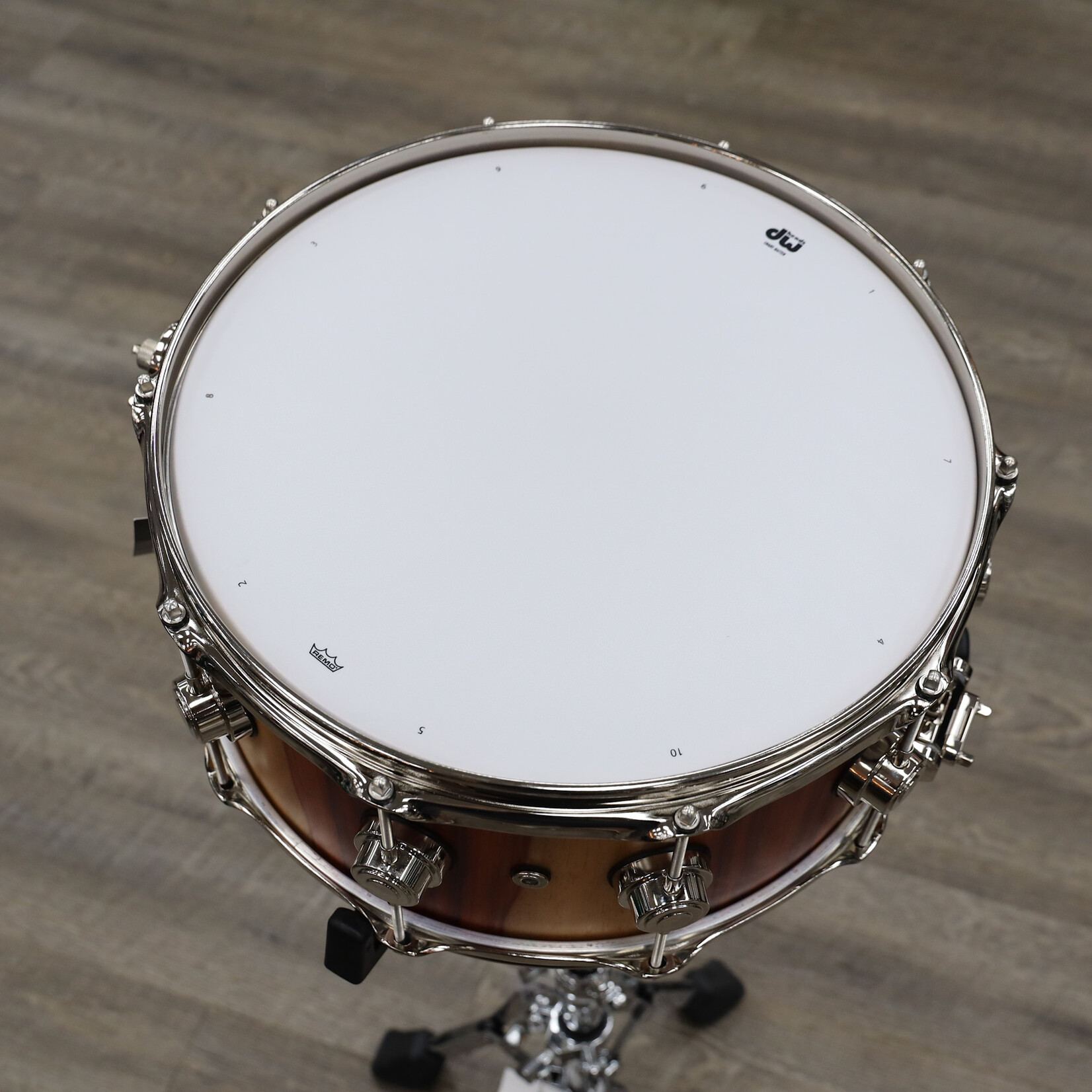 DW DW Collector's Series 6.5x14" Mahogany Purplecore Exotic Snare Drum (Natural Hard Satin over Candy Stripe Padauk w/ Nickel HW)