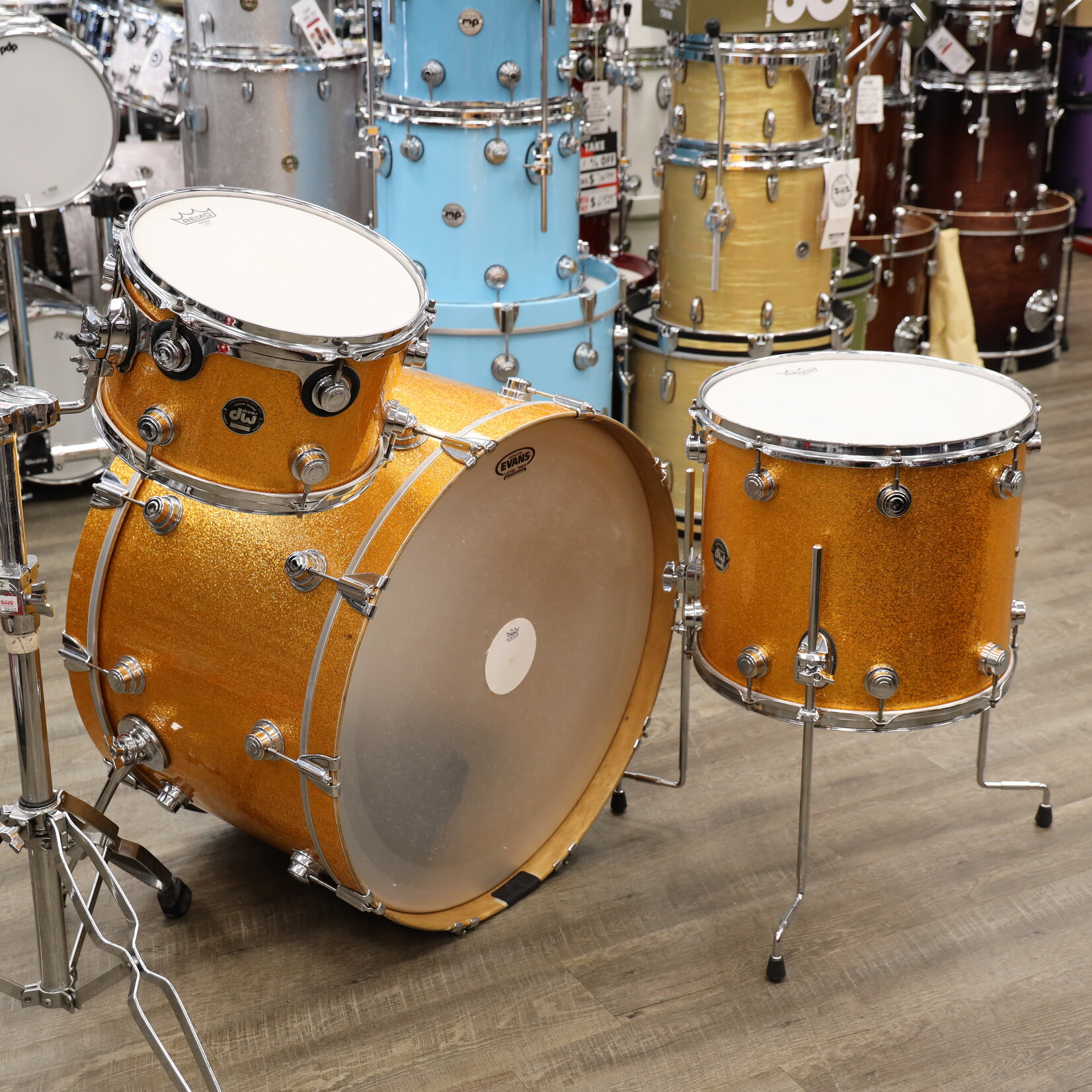 DW Used DW Collector's Series Drum Set 26/12/16 Gold Sparkle