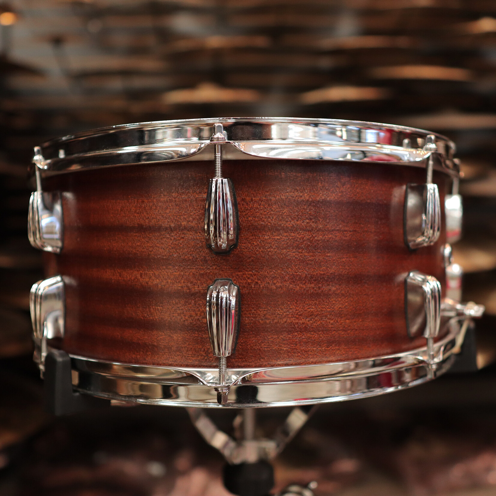 Standard Drum Co. Pre-Owned Standard Drum Co. 7x15" Snare Drum (Ribbon Mahogany Veneer)