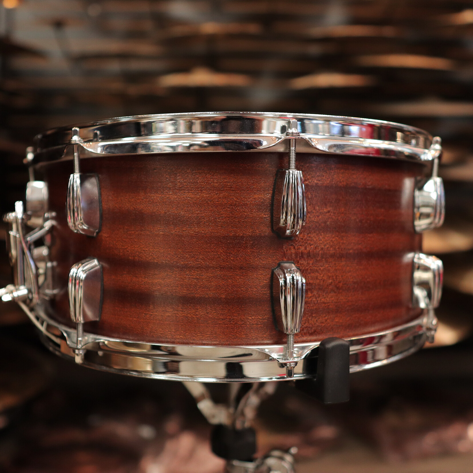 Standard Drum Co. Pre-Owned Standard Drum Co. 7x15" Snare Drum (Ribbon Mahogany Veneer)