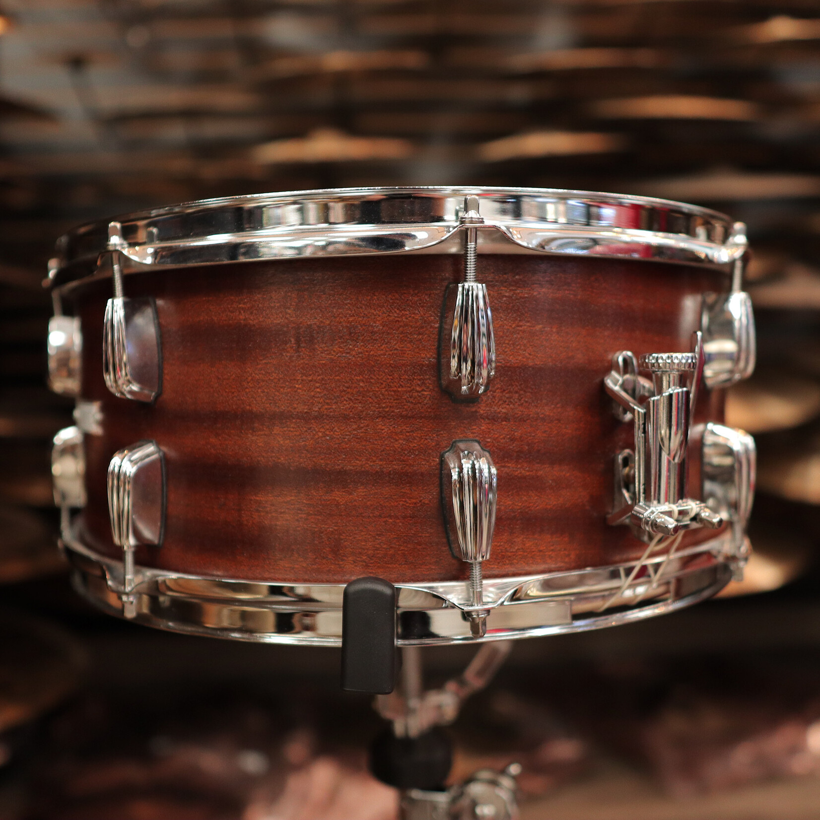 Standard Drum Co. Pre-Owned Standard Drum Co. 7x15" Snare Drum (Ribbon Mahogany Veneer)