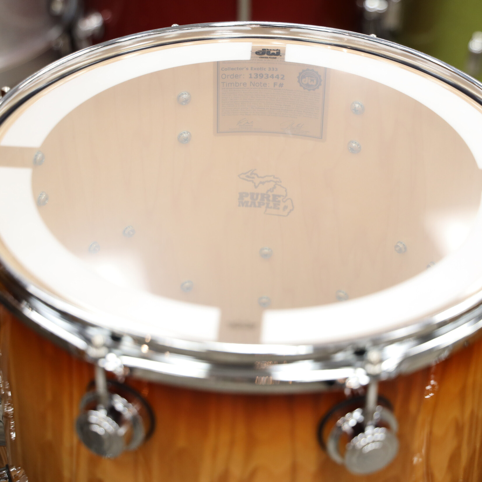 DW DW Collector's Series "333" Maple 6-PC Shell Pack 22/10/12/14/16/6.5x14Snare (Rich Red Burst Over Vertical Olive Ash w/ Chrome Hardware)