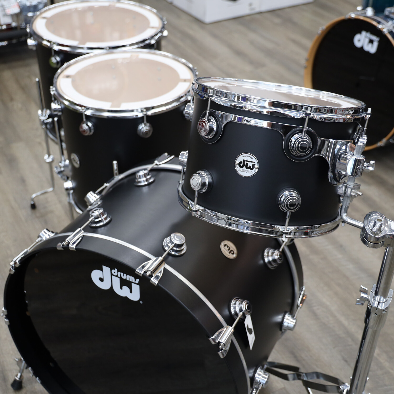 DW DW Collector's Series "SSC" Pure Maple 4-PC Shell Pack 24/13/16/18 (Ebony Satin Oil w/ Chrome HW)