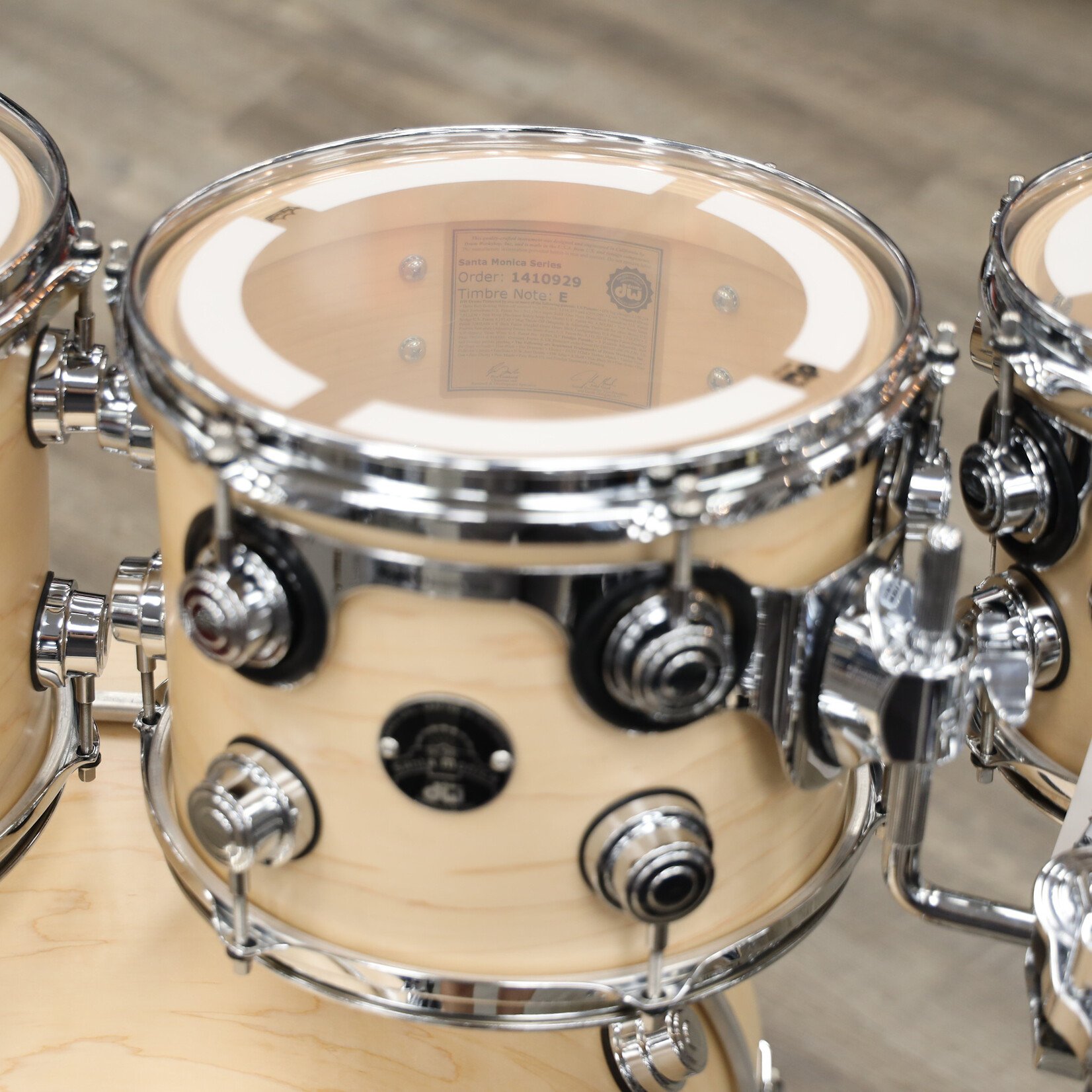 DW DW Collector's Series Santa Monica 6-Piece Shell Pack 22/8/10/12/14/16 (Satin Oil w/ Chrome Hardware)