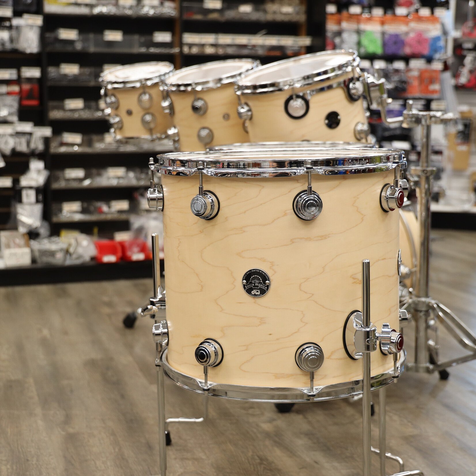 DW DW Collector's Series Santa Monica 6-Piece Shell Pack 22/8/10/12/14/16 (Satin Oil w/ Chrome Hardware)