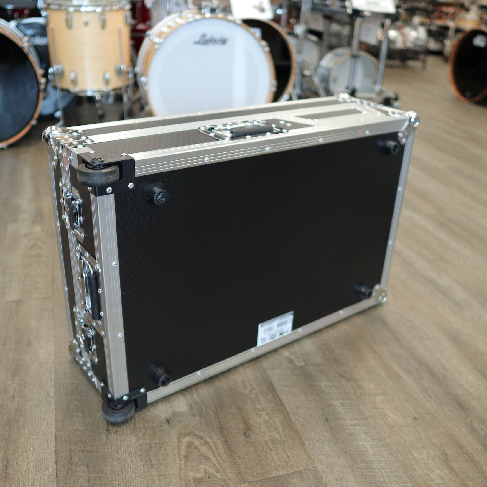 ProX Pre-Owned ProX XS-TMC1012W Single Turntable in Battle Mode and Single 10" or 12" Mixer Coffin Case