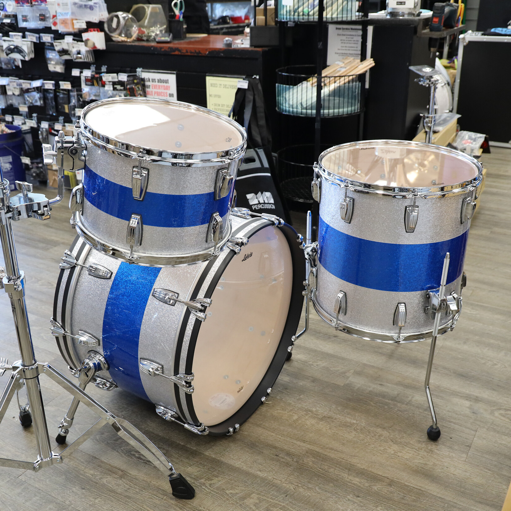 Ludwig Ludwig Classic Maple FAB 3-Piece Shell Pack 13/16/22 (Silver/ Blue/ Silver Tri-band)