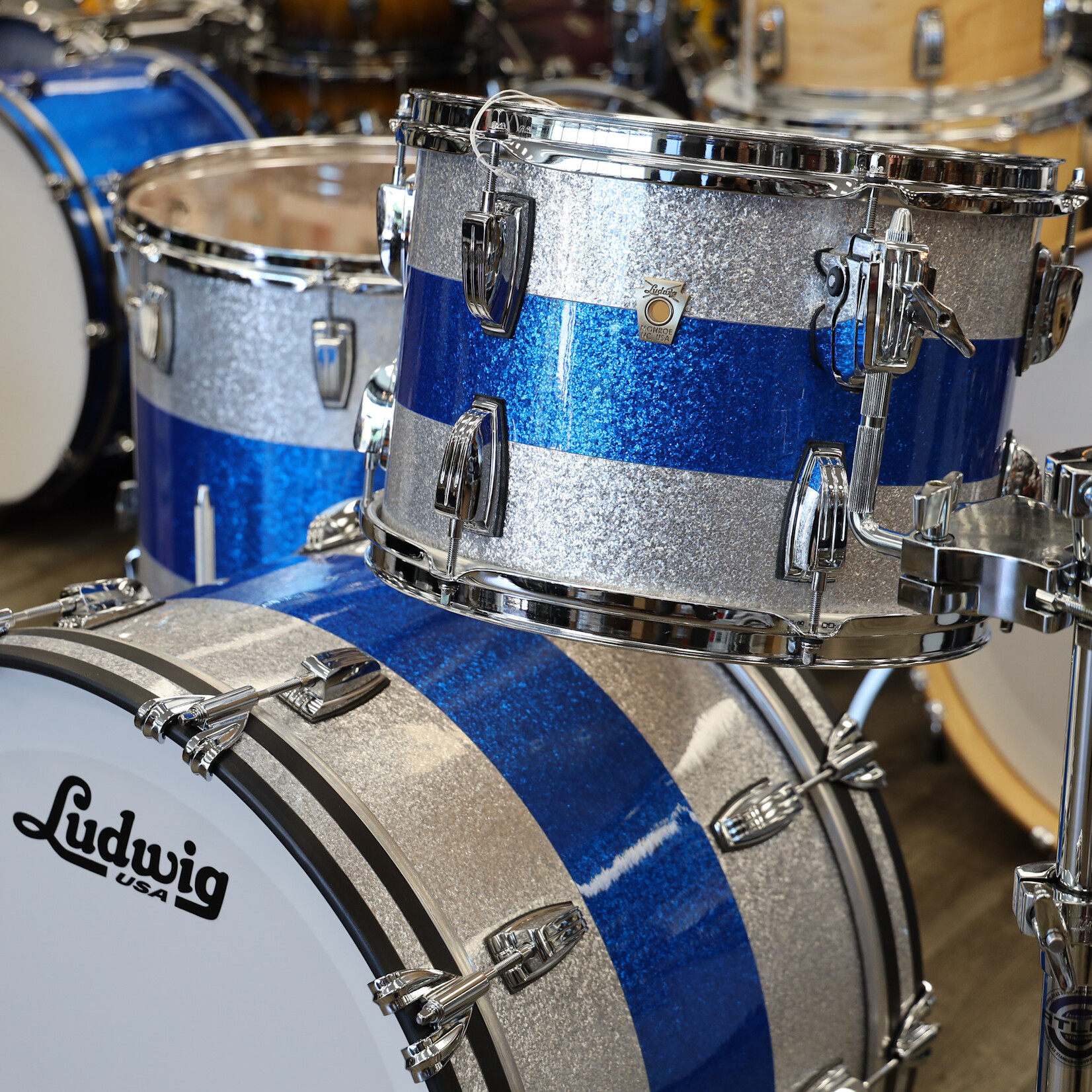 Ludwig Ludwig Classic Maple FAB 3-Piece Shell Pack 13/16/22 (Silver/ Blue/ Silver Tri-band)