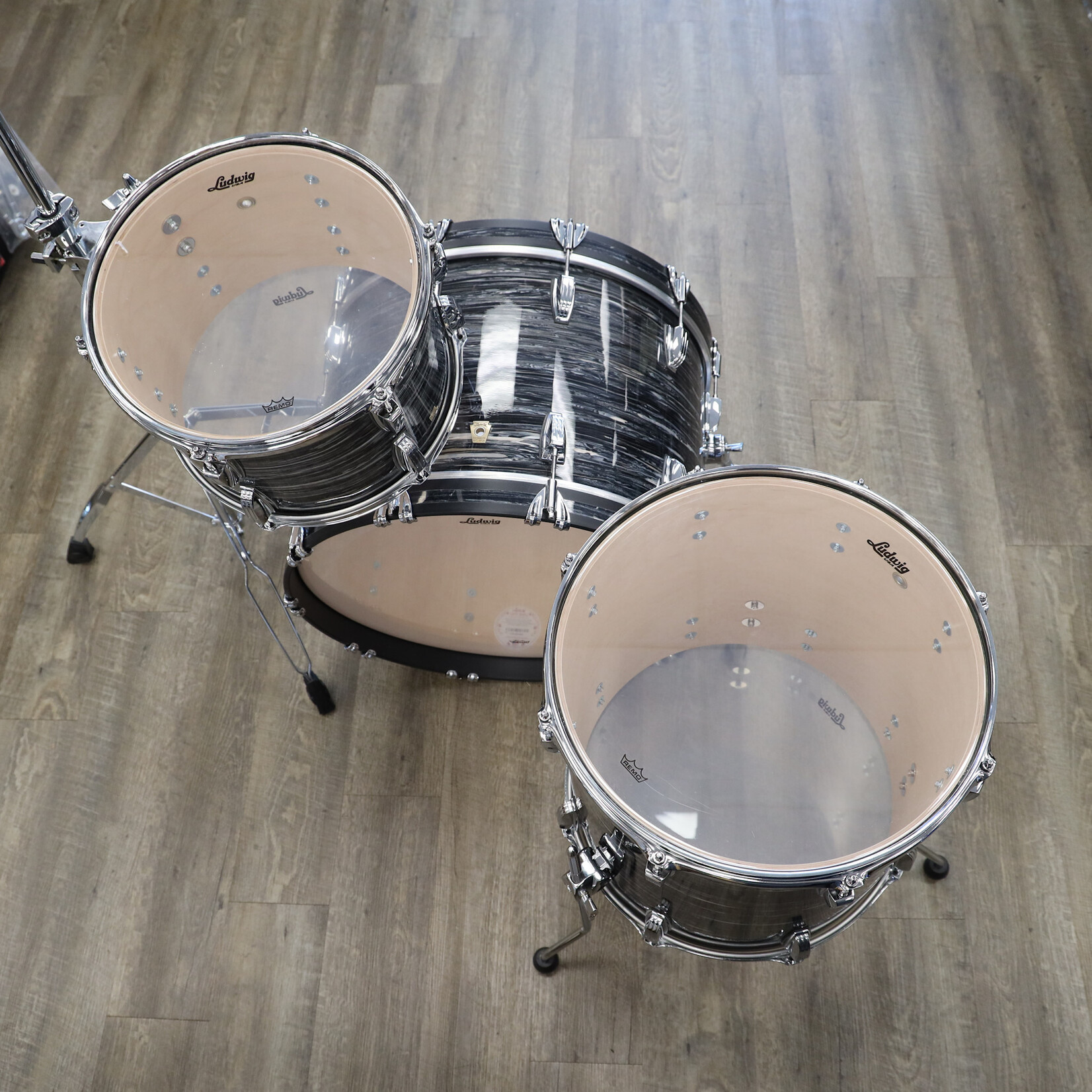 Ludwig Ludwig Classic Maple FAB 3-Piece Shell Pack 13/16/22 (Vintage Black Oyster)