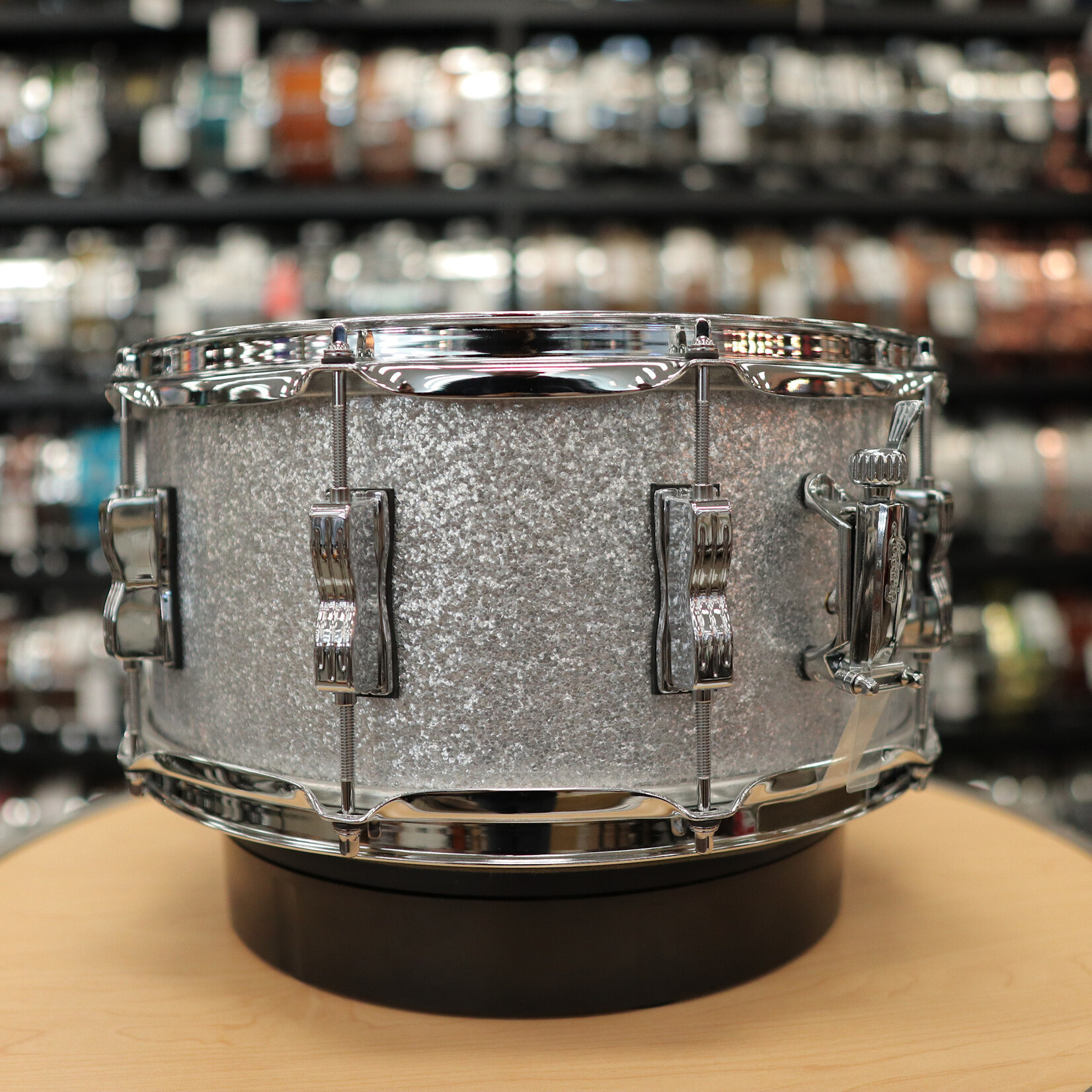 Ludwig Ludwig Legacy Maple 6.5x14" Snare Drum (Silver Sparkle)