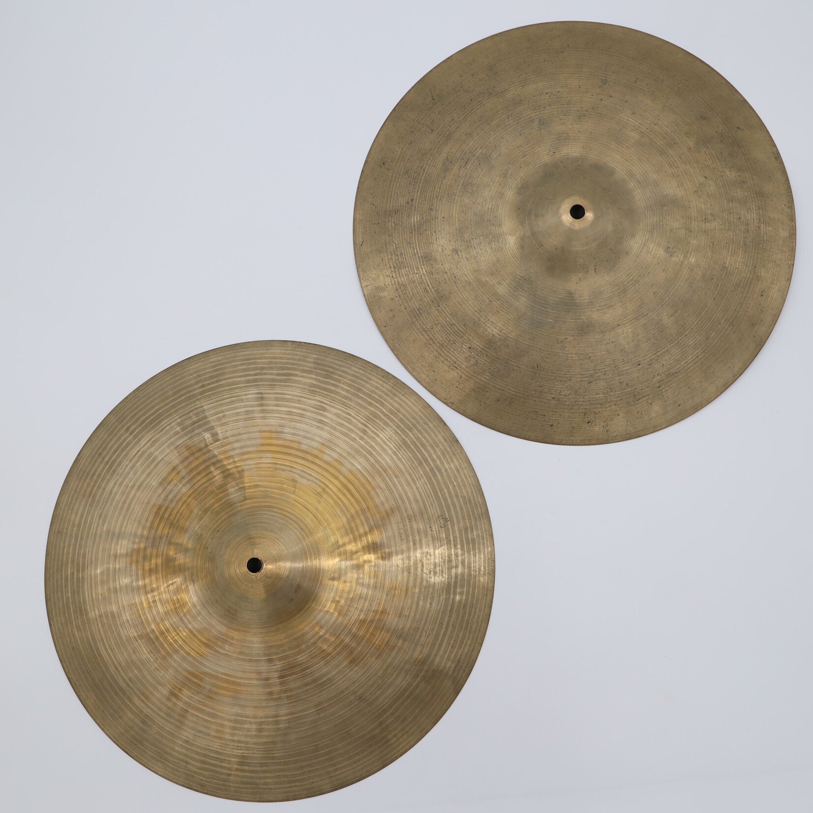 K. Zildjian (Istanbul) Vintage K. Zildjian Istanbul New Stamp Hi-Hat Pair 14" 884g/894g with Original Bag!