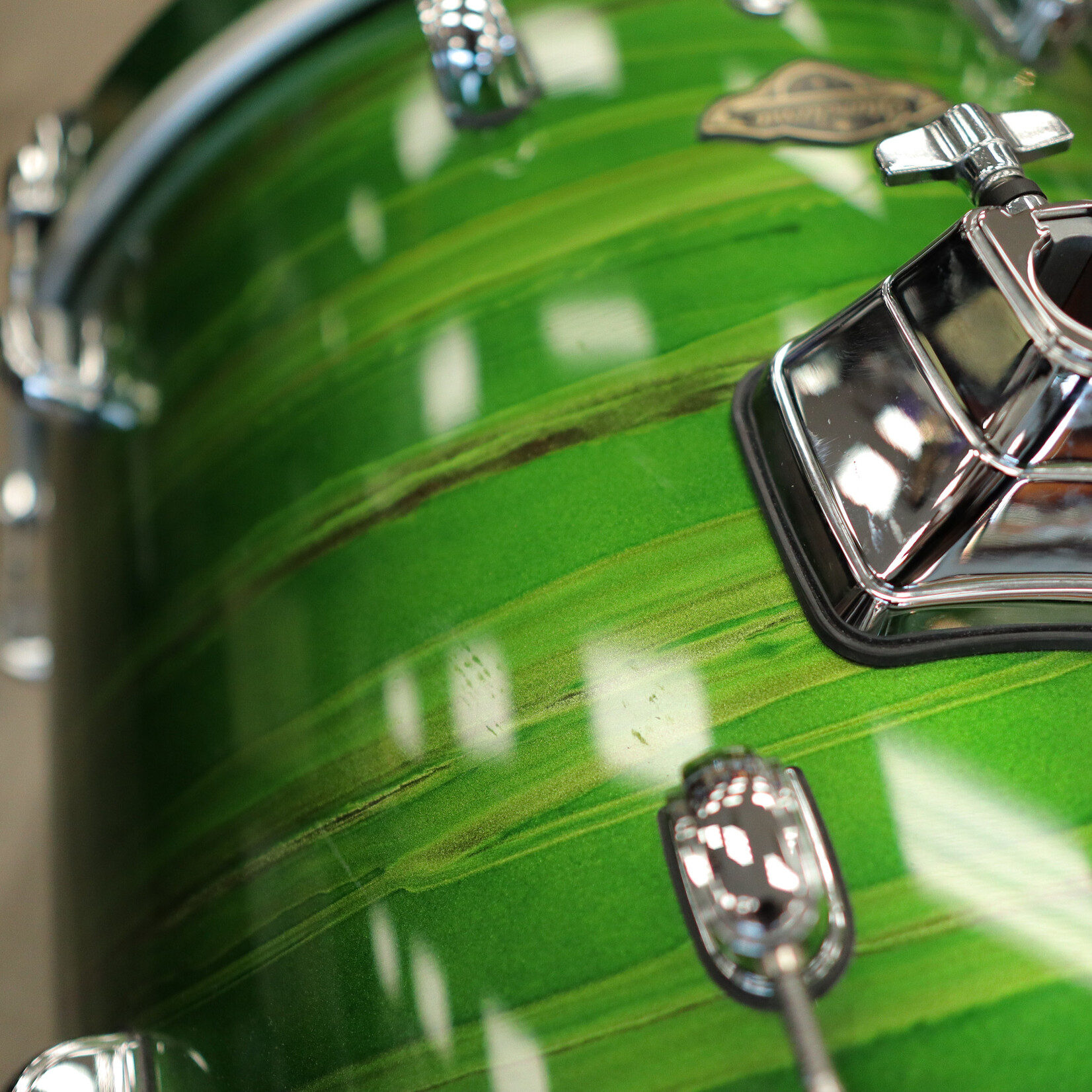 Tama Pre-Owned Tama Starclassic Walnut/Birch 14x20" Bass Drum (Lacquer Shamrock Oyster)