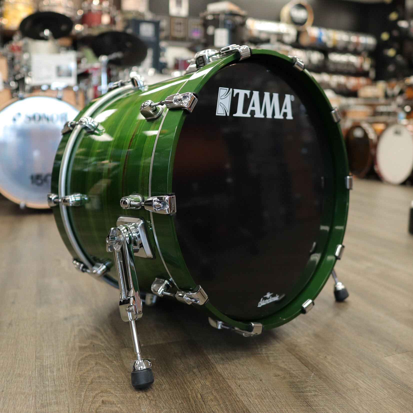 Tama Pre-Owned Tama Starclassic Walnut/Birch 14x20" Bass Drum (Lacquer Shamrock Oyster)