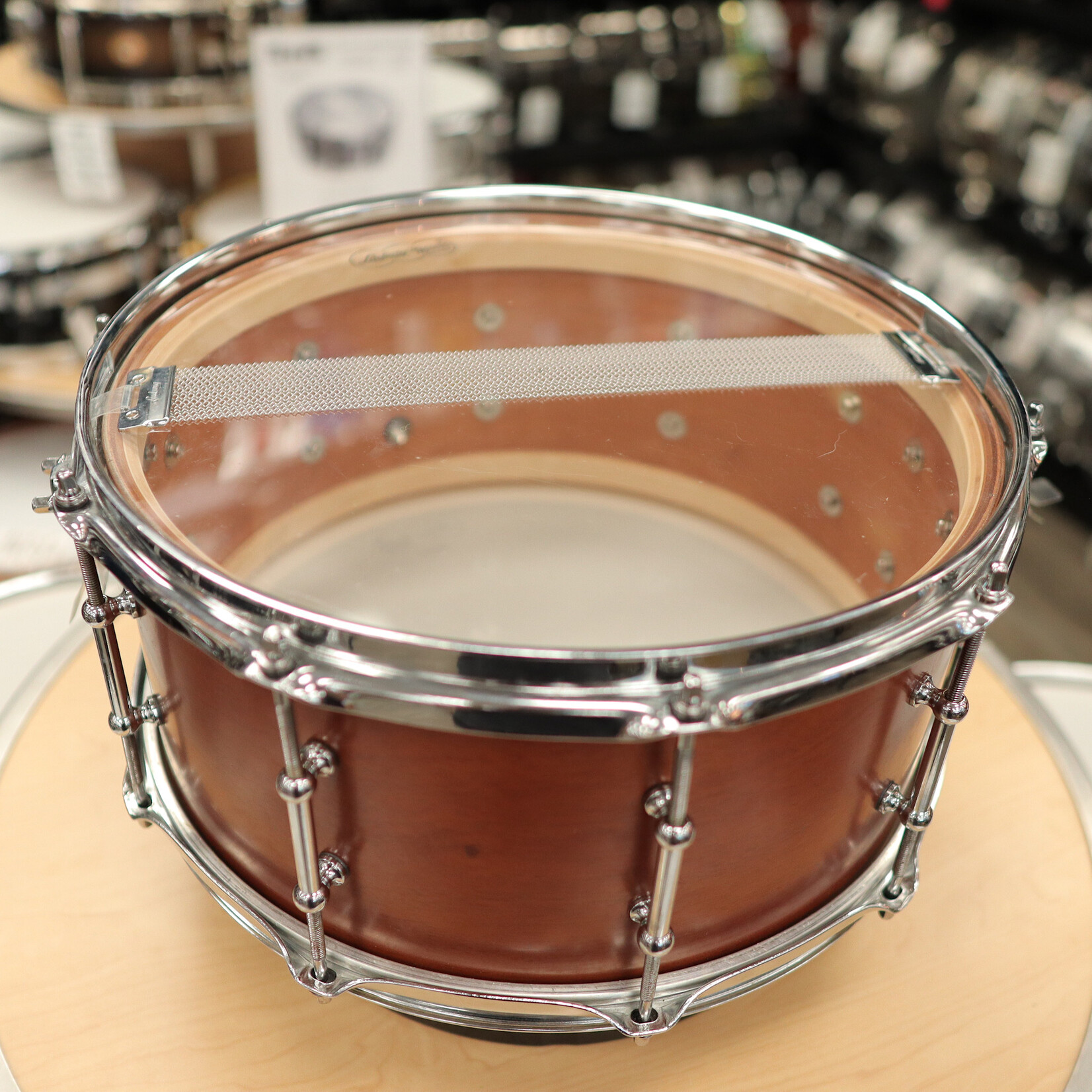 Ludwig Used Ludwig Universal Mahogany 6.5x14" Snare Drum LU6514MA