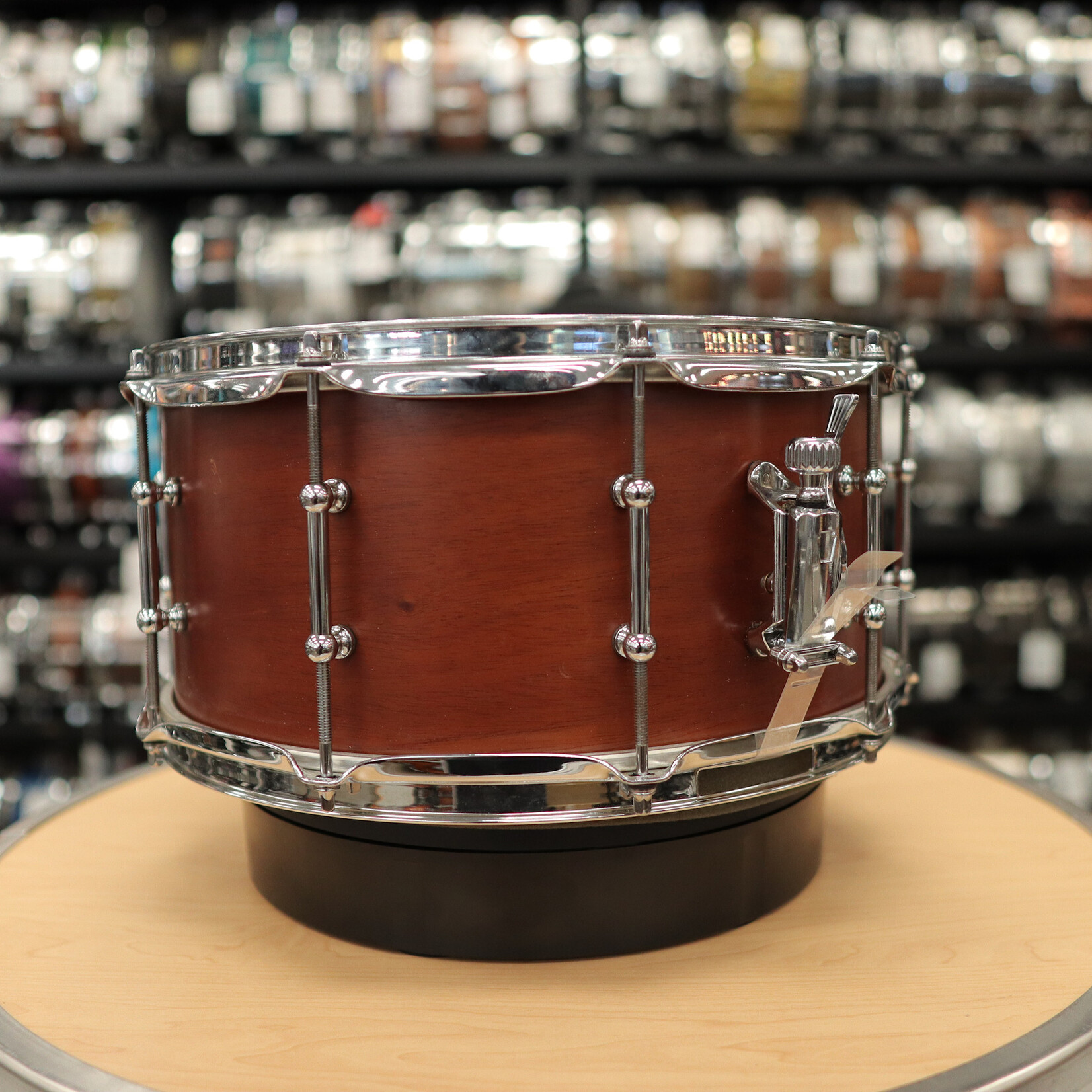 Ludwig Used Ludwig Universal Mahogany 6.5x14" Snare Drum LU6514MA