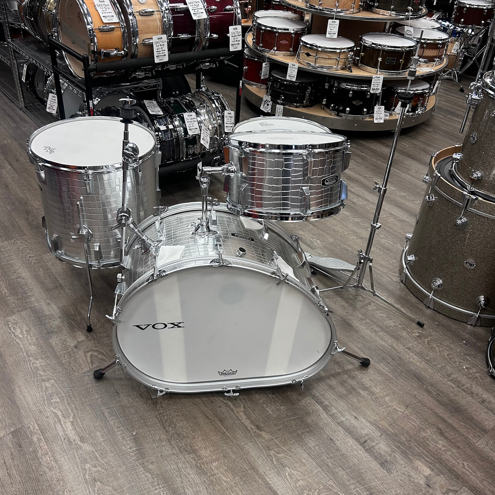 vox Pre-owned Vox Telstar 4-pc Kit including hardware 13/16/18+12