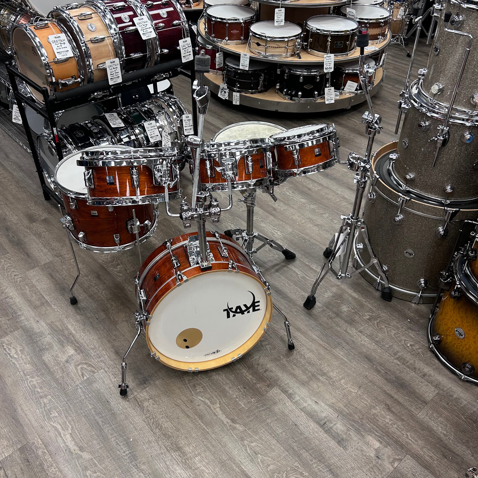 Taye Pre-owned Taye 6-pc GoKit w/ carrying bag