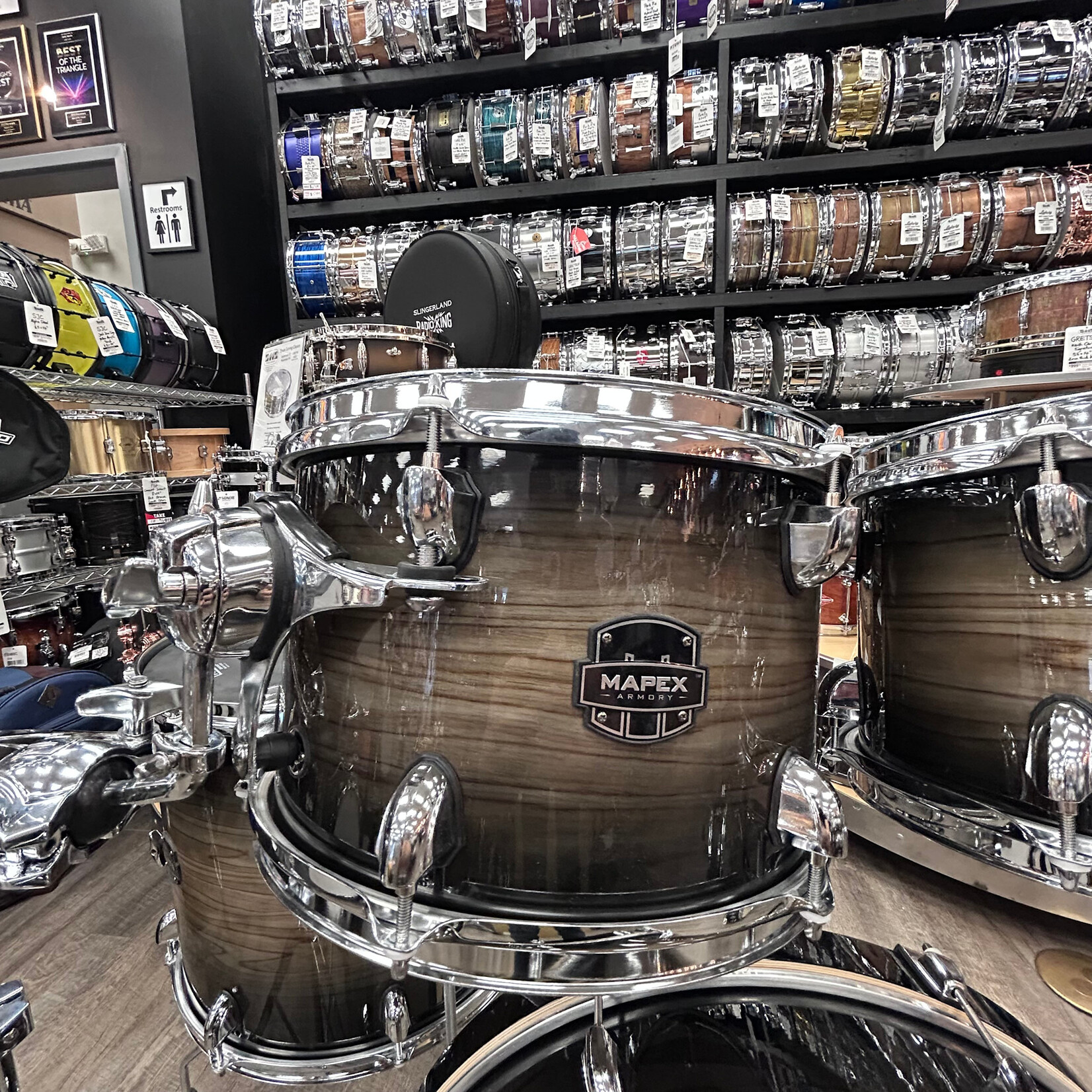 Mapex Pre-Owned Mapex Armory 5-Pc Studioease Fast Shell Pack 8 /10/12/16/22 (Black Dawn)