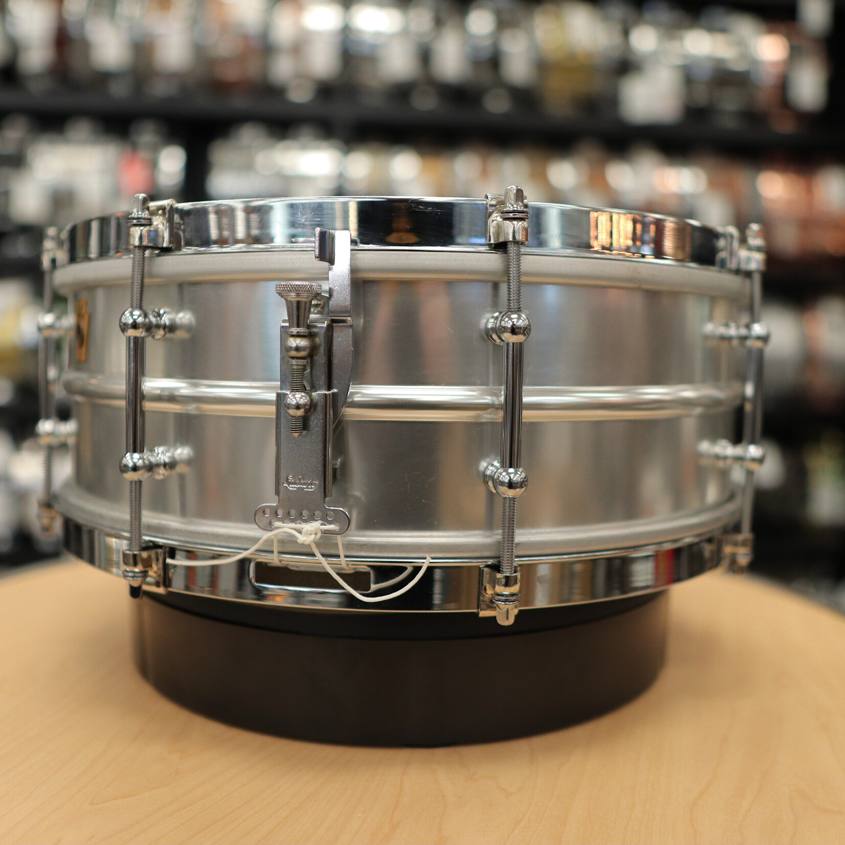 Ludwig Vintage 60s Ludwig 5x14" Acrolite w/ Tube Lugs, Single Flanged Hoops, & Claws