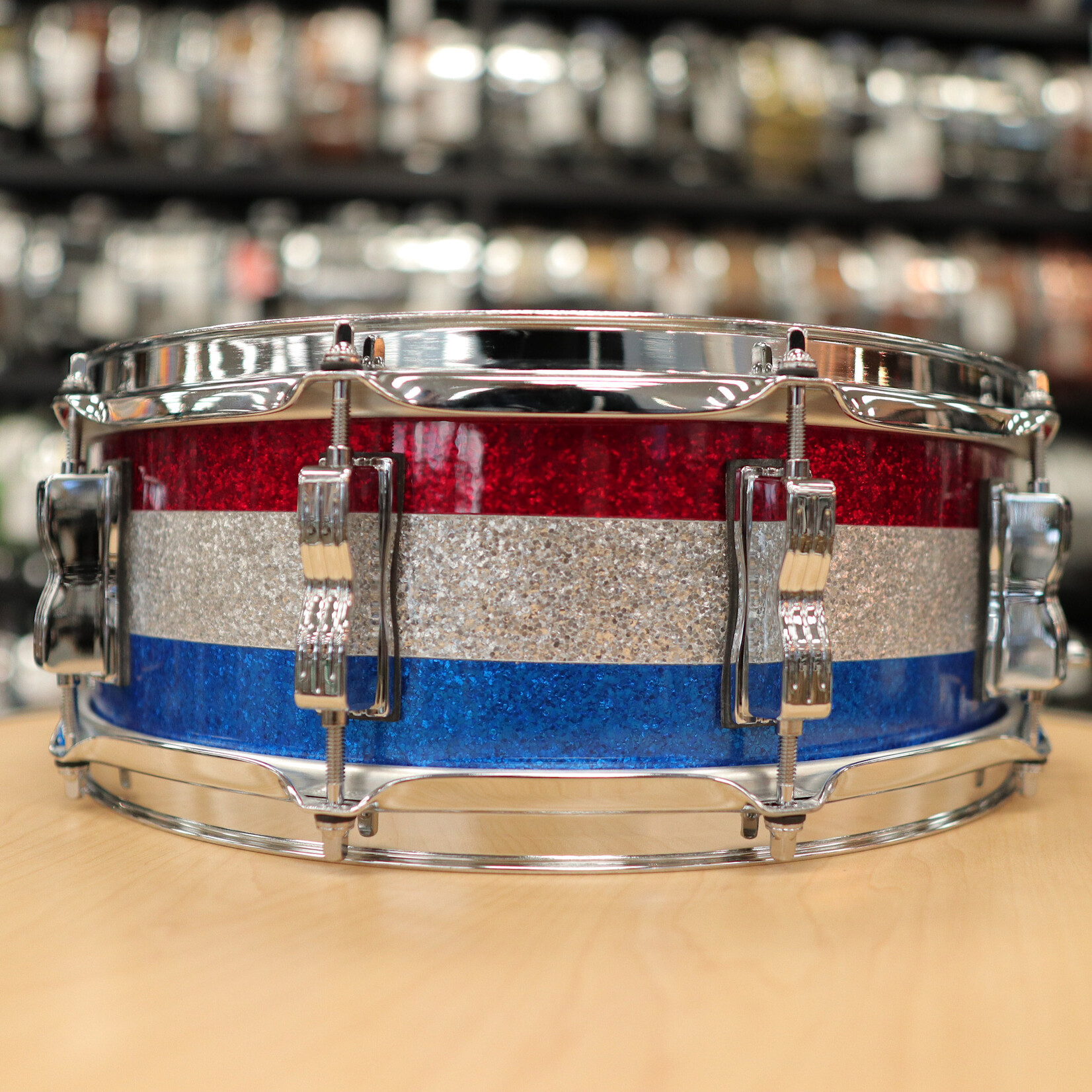 Ludwig Ludwig Classic Maple 5x14" Snare Drum (Red/ Silver/ Blue Tri-band)
