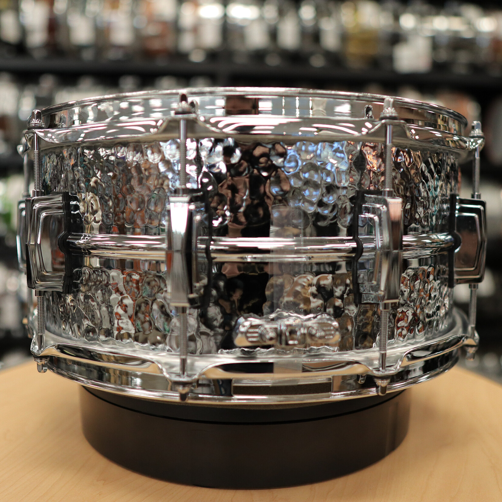 Ludwig Pre-Owned Ludwig Limited Edition 6.5x14" Chrome over Hammered Copper Snare Drum