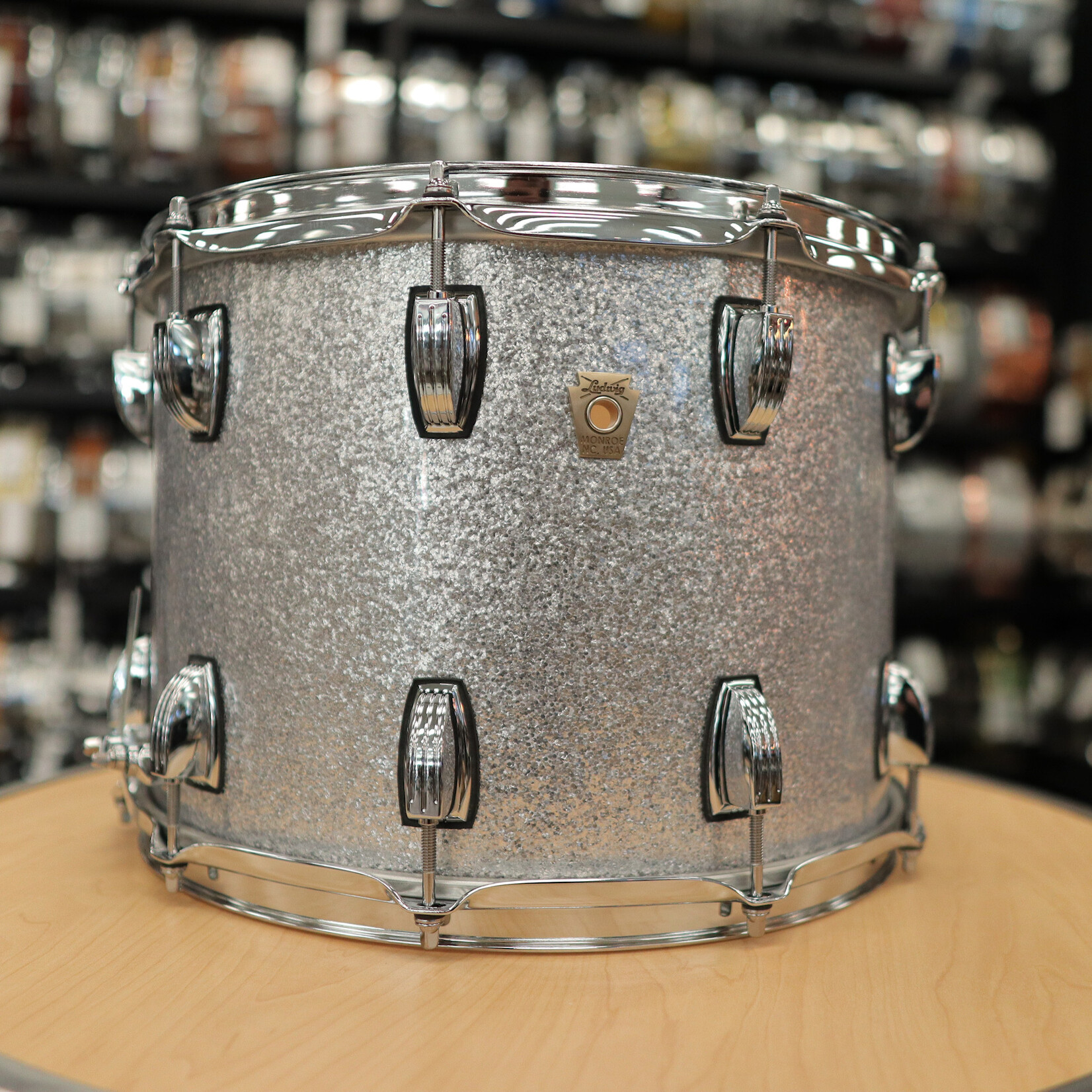 Ludwig Ludwig Classic Maple 10x14" Snare Drum (Silver Sparkle)