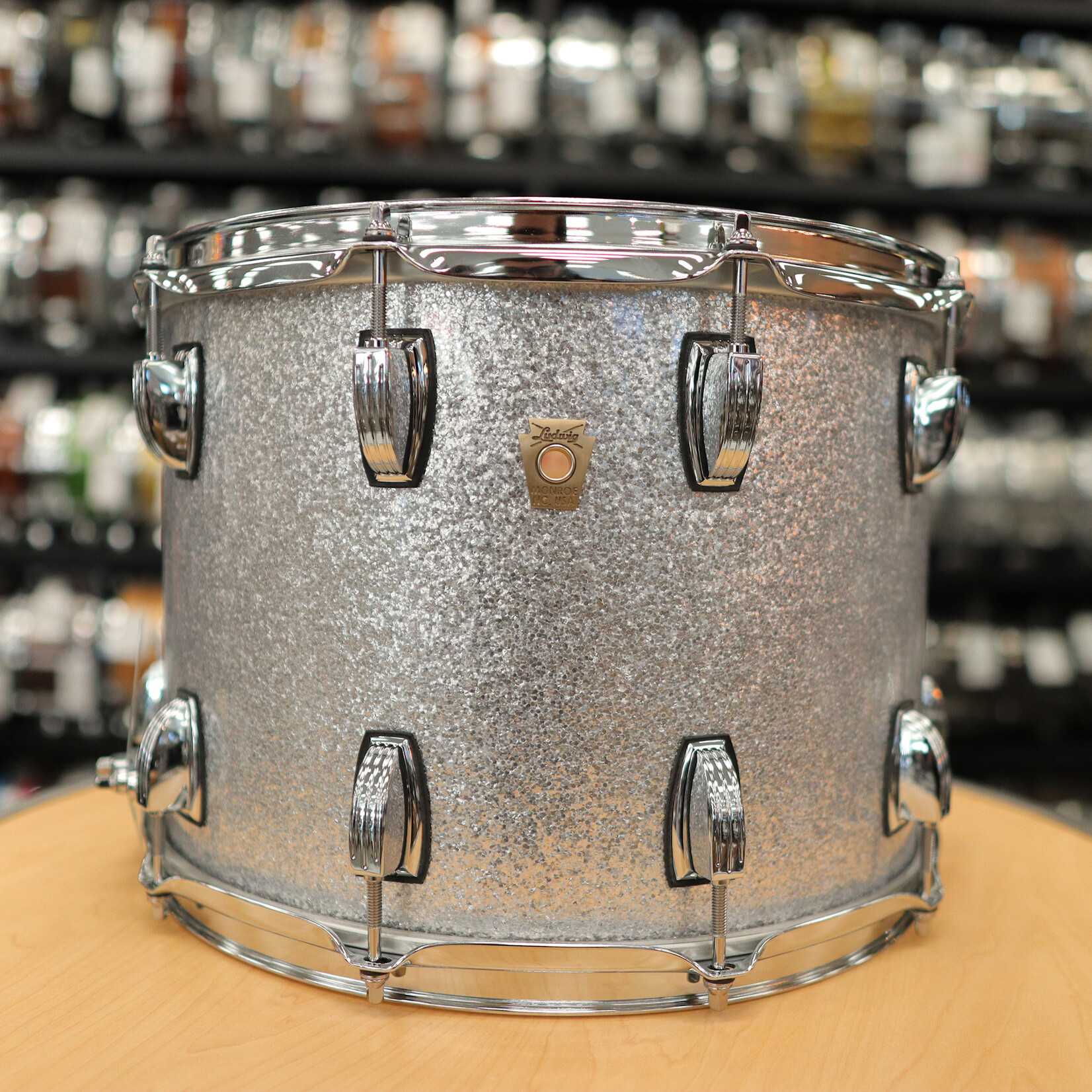 Ludwig Ludwig Classic Maple 10x14" Snare Drum (Silver Sparkle)