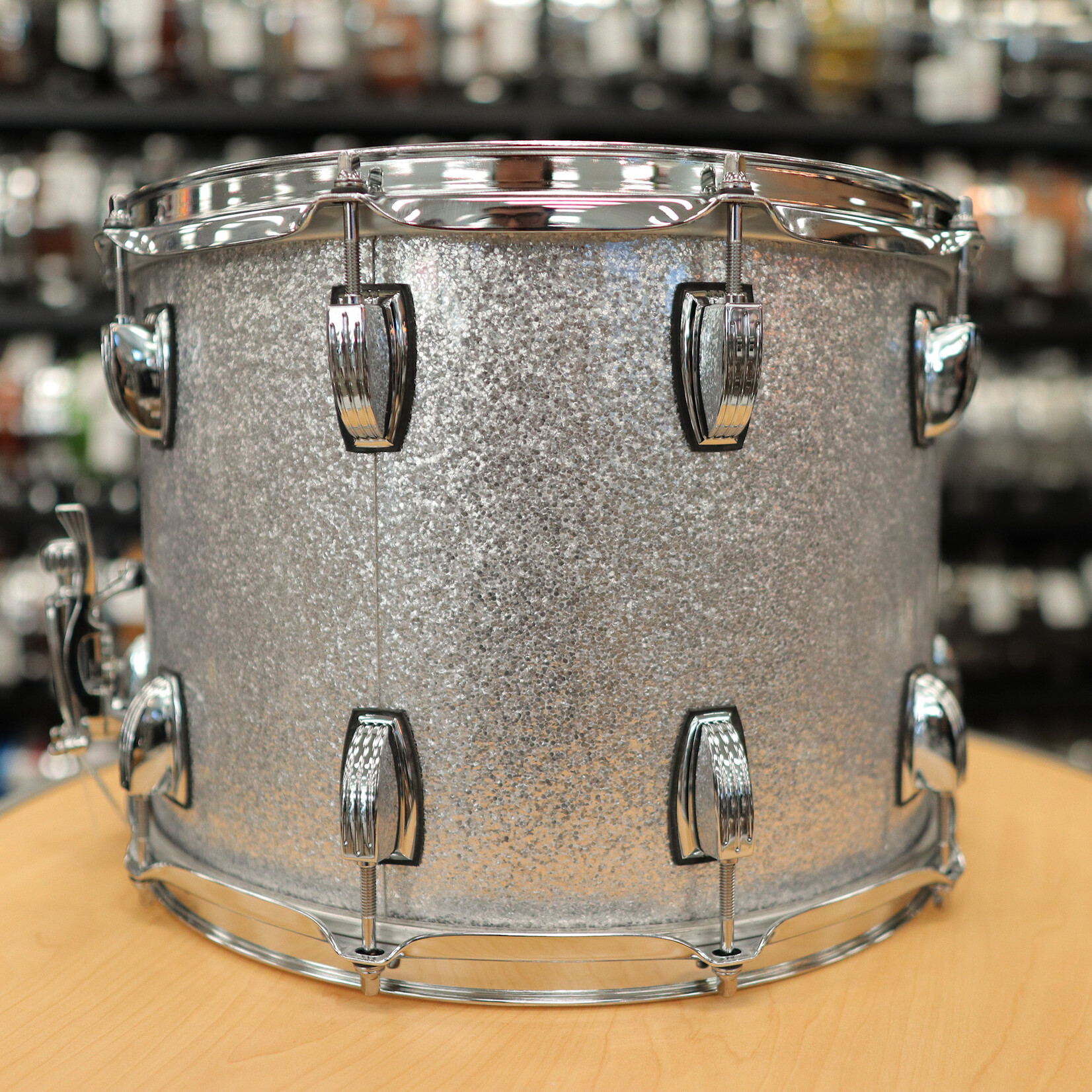 Ludwig Ludwig Classic Maple 10x14" Snare Drum (Silver Sparkle)
