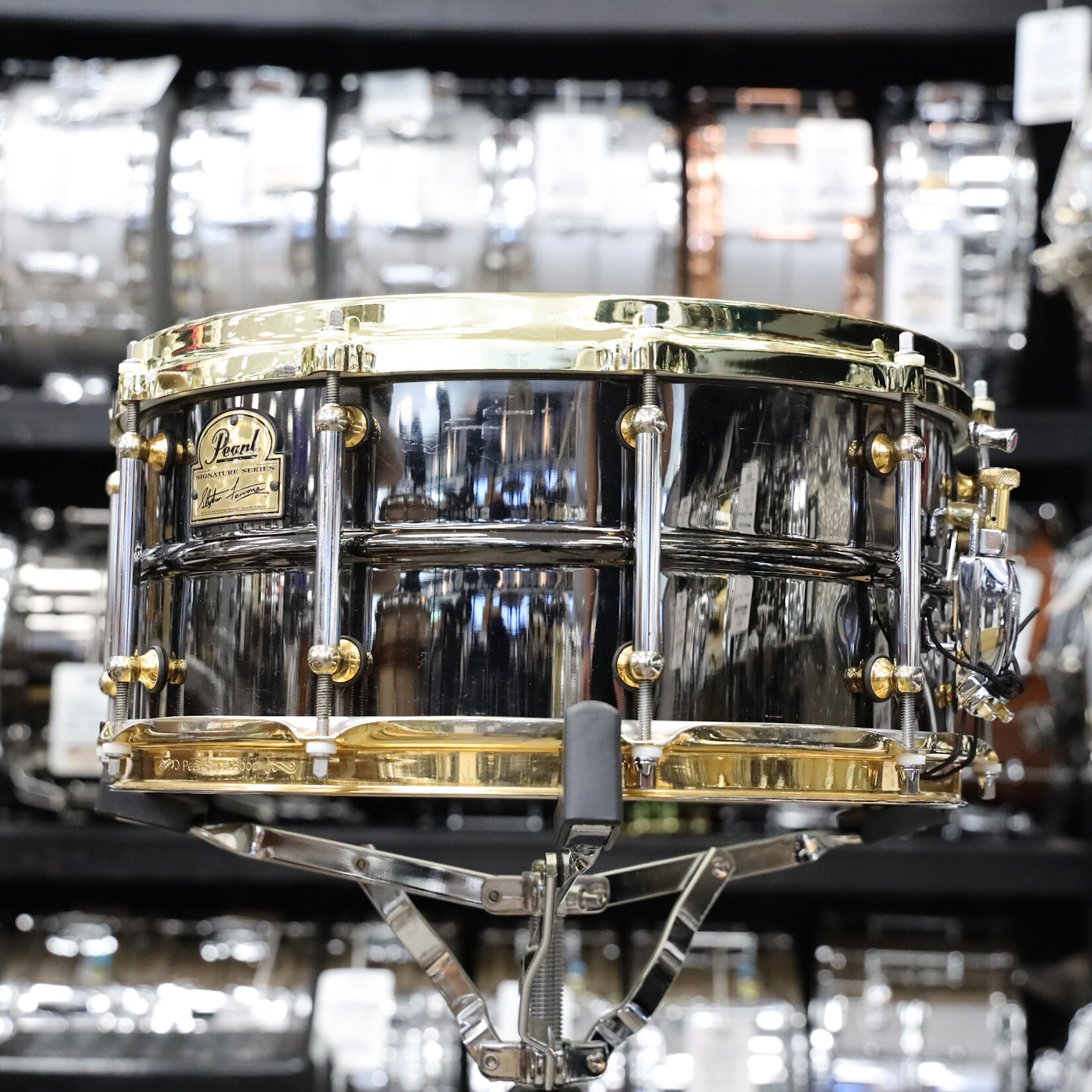 Pearl Used Pearl SF1465 6.5x14" Steve Ferrone Signature Brass Snare Drum