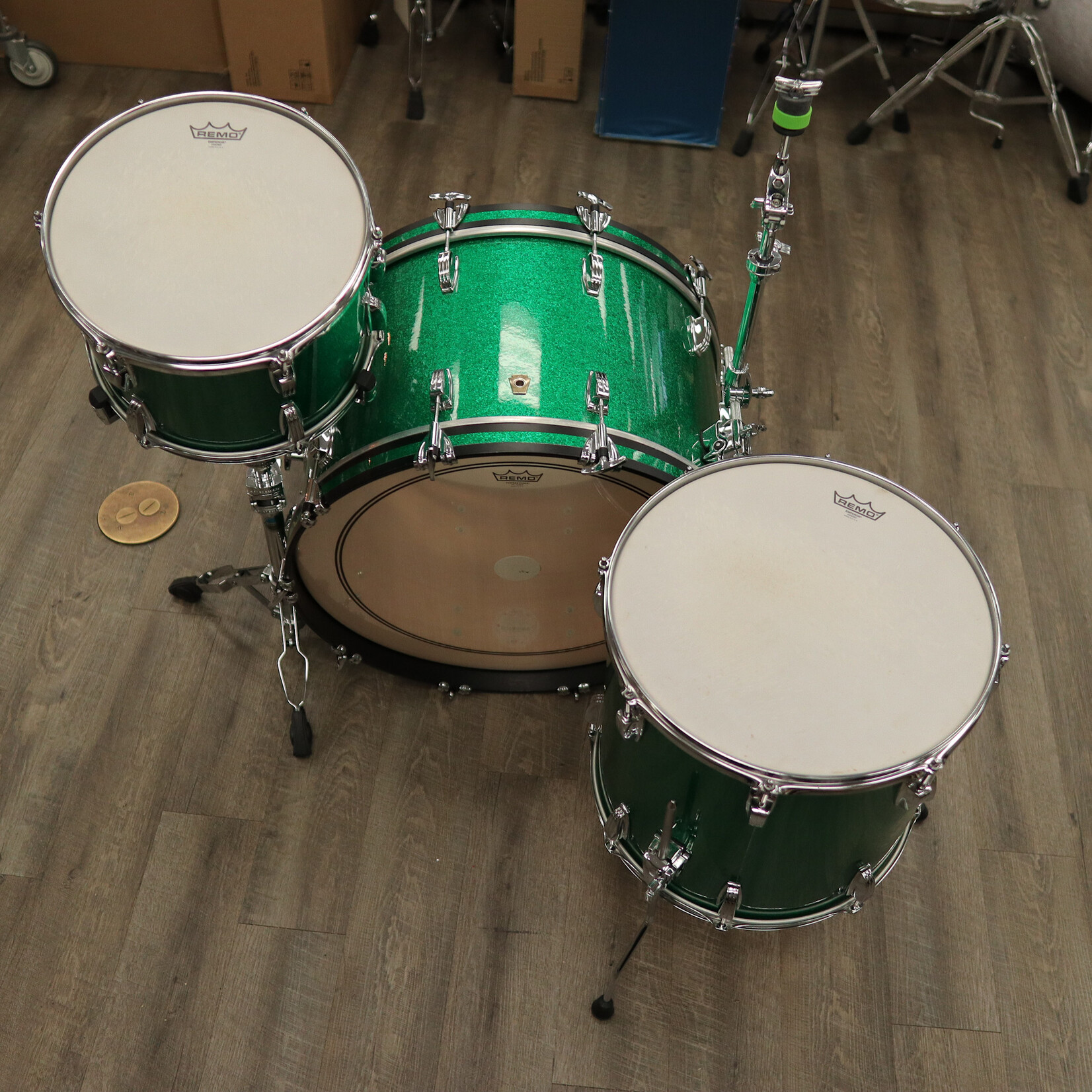 Ludwig Pre-Owned Ludwig Pro Beat Classic Maple 3-PC Shell Pack w/ Atlas Arm 13/16/24 (Green Sparkle)