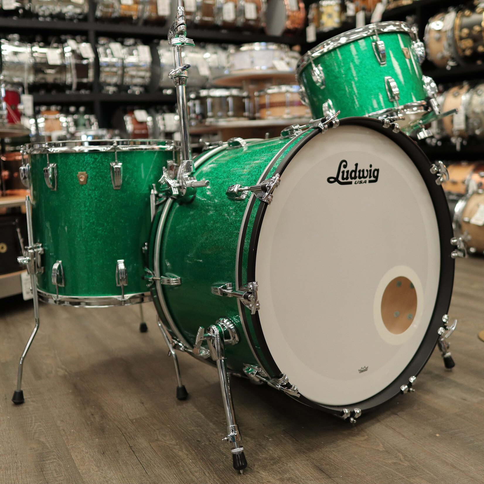 Ludwig Pre-Owned Ludwig Pro Beat Classic Maple 3-PC Shell Pack w/ Atlas Arm 13/16/24 (Green Sparkle)