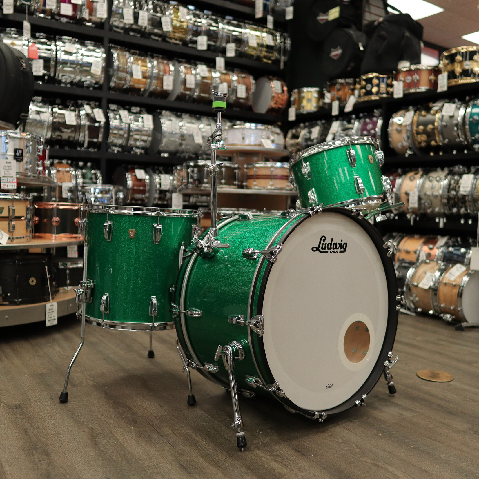 Ludwig Pre-Owned Ludwig Pro Beat Classic Maple 3-PC Shell Pack w/ Atlas Arm 13/16/24 (Green Sparkle)