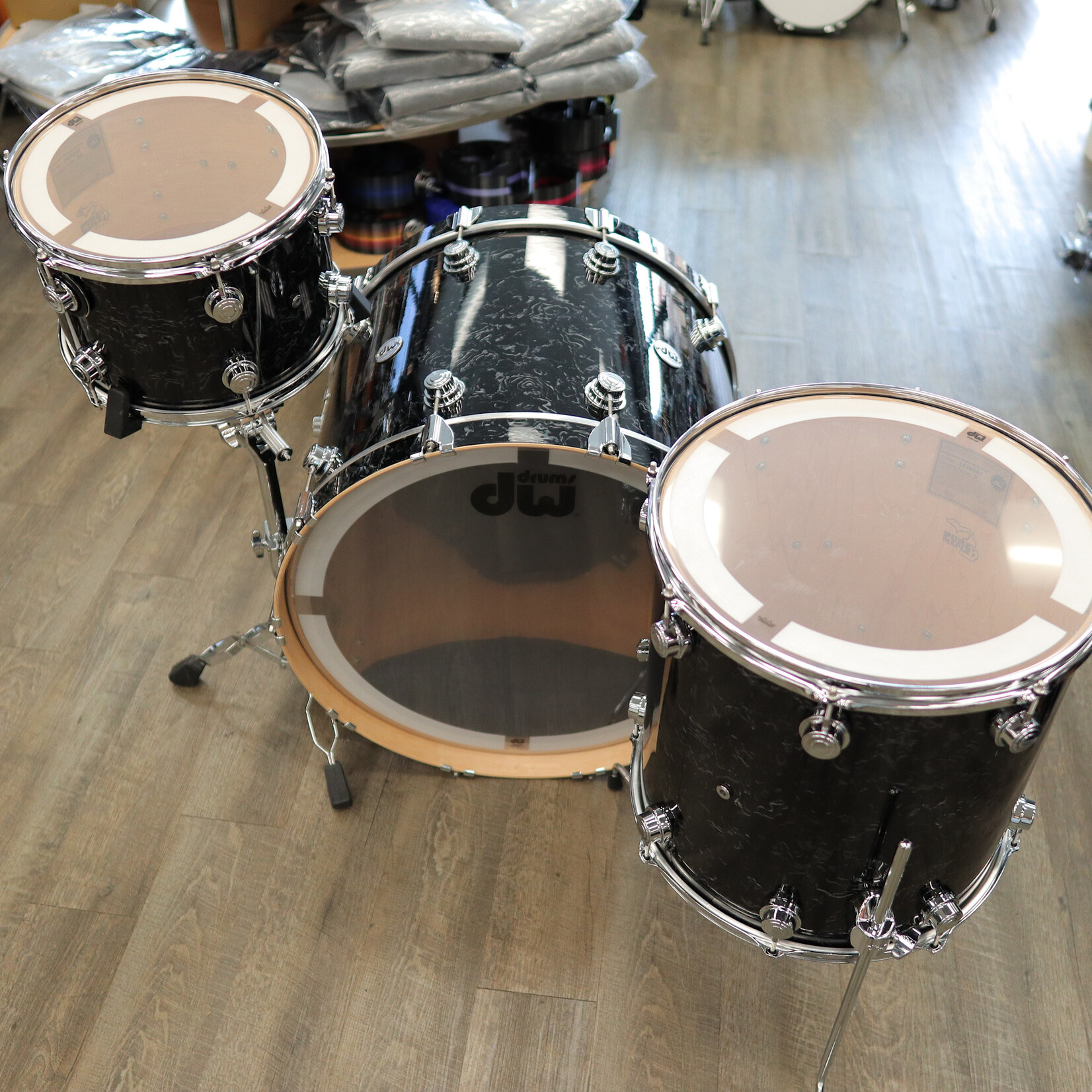 DW DW Collector's Pure Maple Standard 3-pc Shell Pack 13/16/24 (Black Velvet)