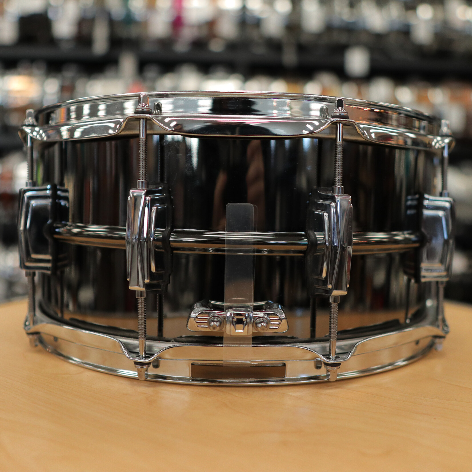 Ludwig Pre-Owned Ludwig 6.5x14" Black Beauty Snare Drum LB417