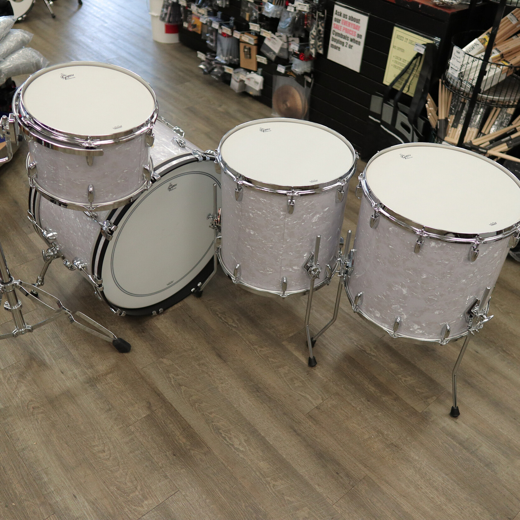 Gretsch Gretsch Broadkaster 5-Piece Shell Pack 24/13/16/18/6.5x14 (White Marine Pearl)