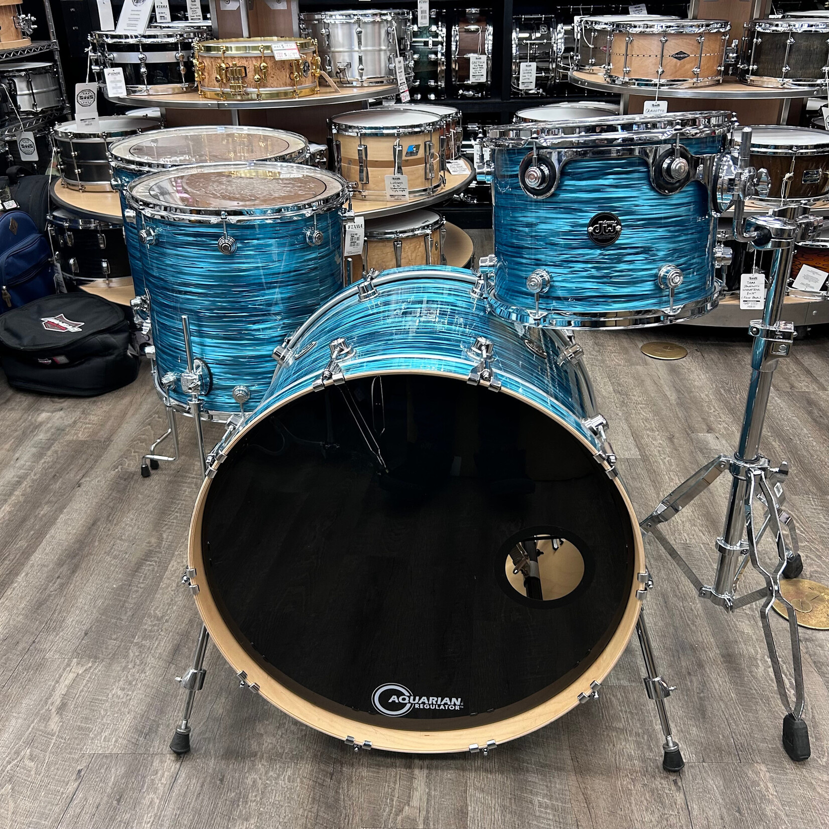 DW Pre-Owned DW Performance Series 4-Piece Shell Pack 13/16/18/24 (Turquoise Oyster)