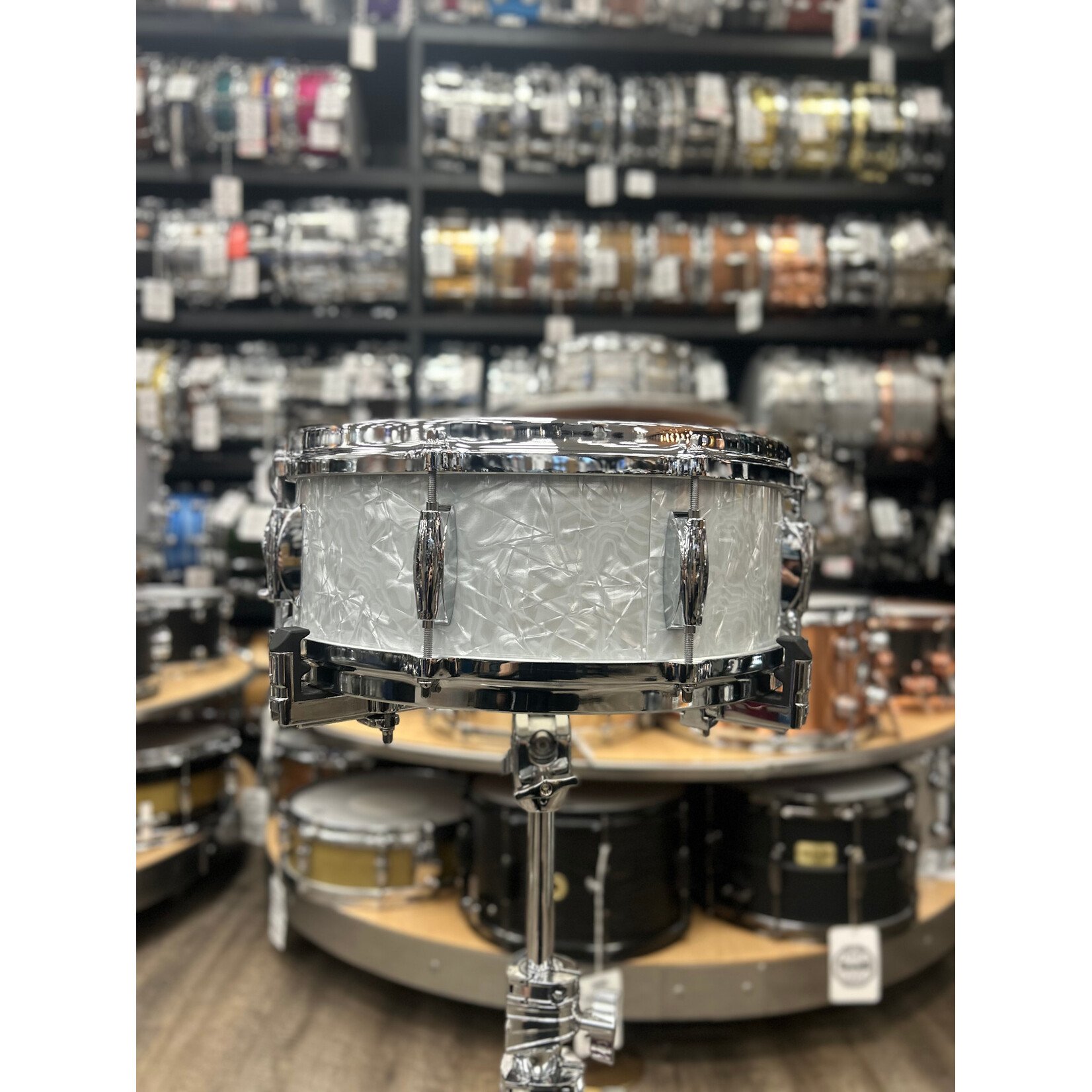 Gretsch Gretsch USA Custom 5.5 x 14" Ridgeland Snare Drum (60's Marine Pearl)