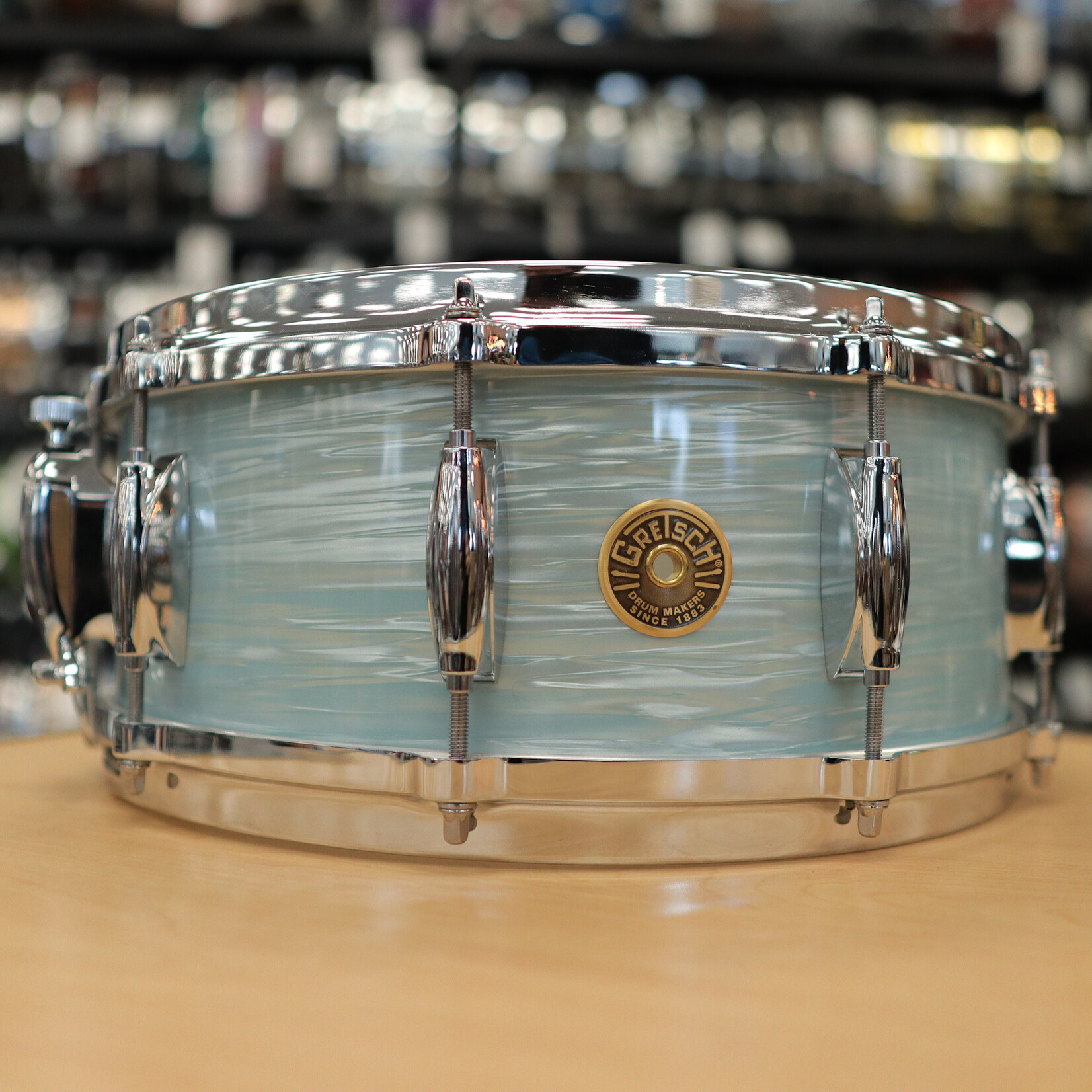 Gretsch Gretsch USA Custom 5.5 x 14" Snare Drum w. Lightning Throw-Off (Vintage Oyster White)