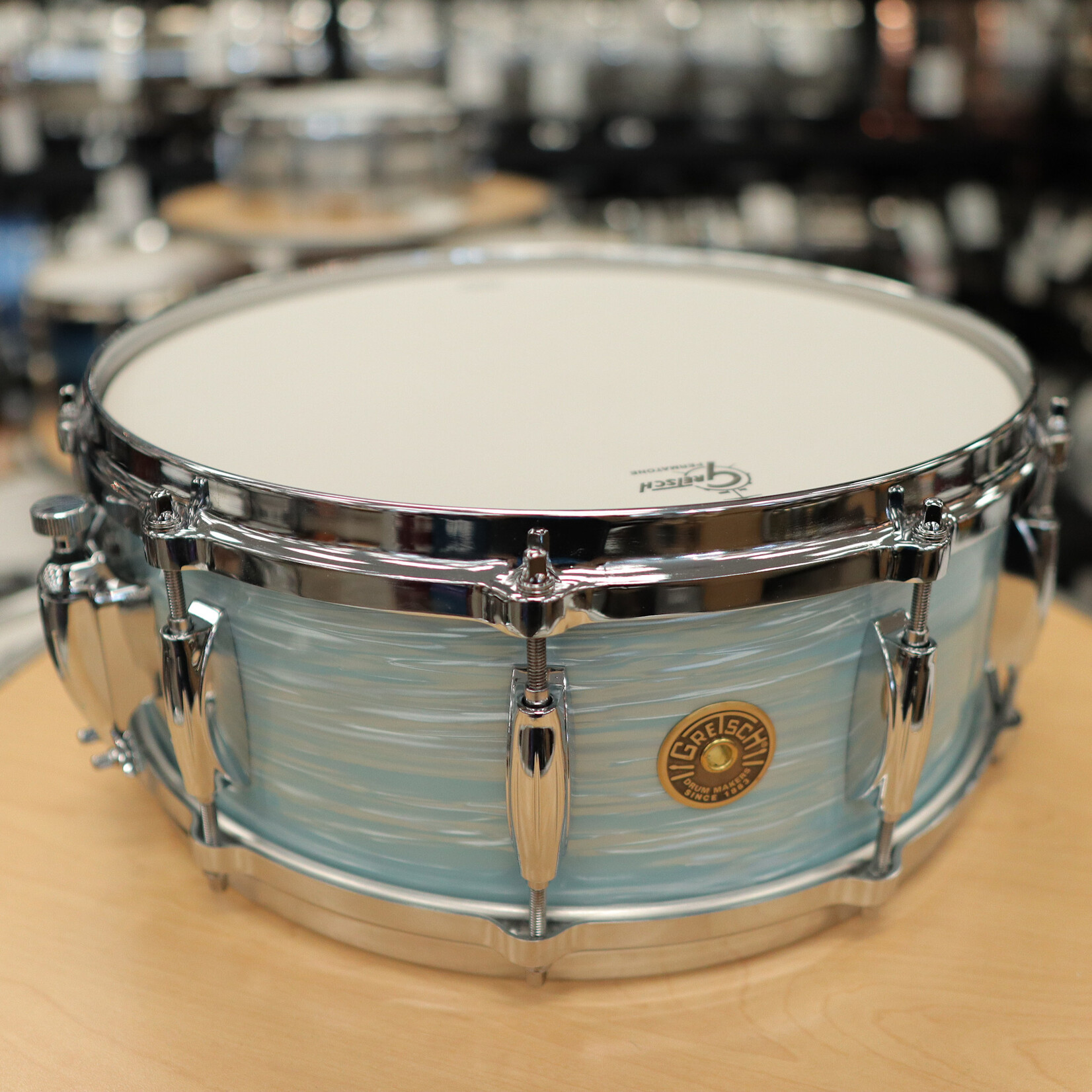 Gretsch Gretsch USA Custom 5.5 x 14" Snare Drum w. Lightning Throw-Off (Vintage Oyster White)