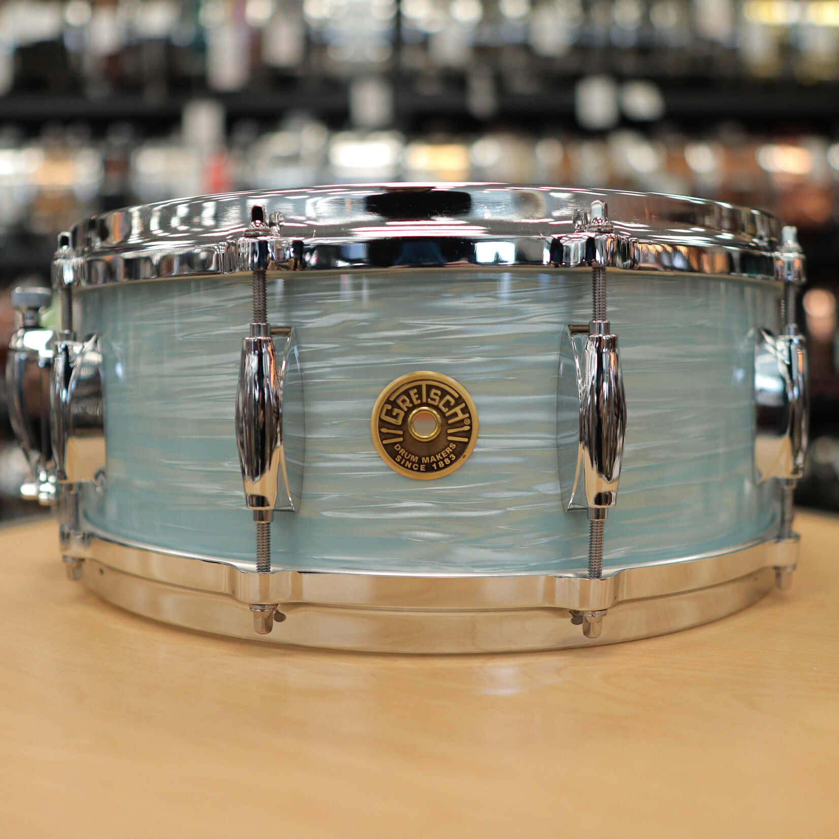 Gretsch Gretsch USA Custom 5.5 x 14" Snare Drum w. Lightning Throw-Off (Vintage Oyster White)