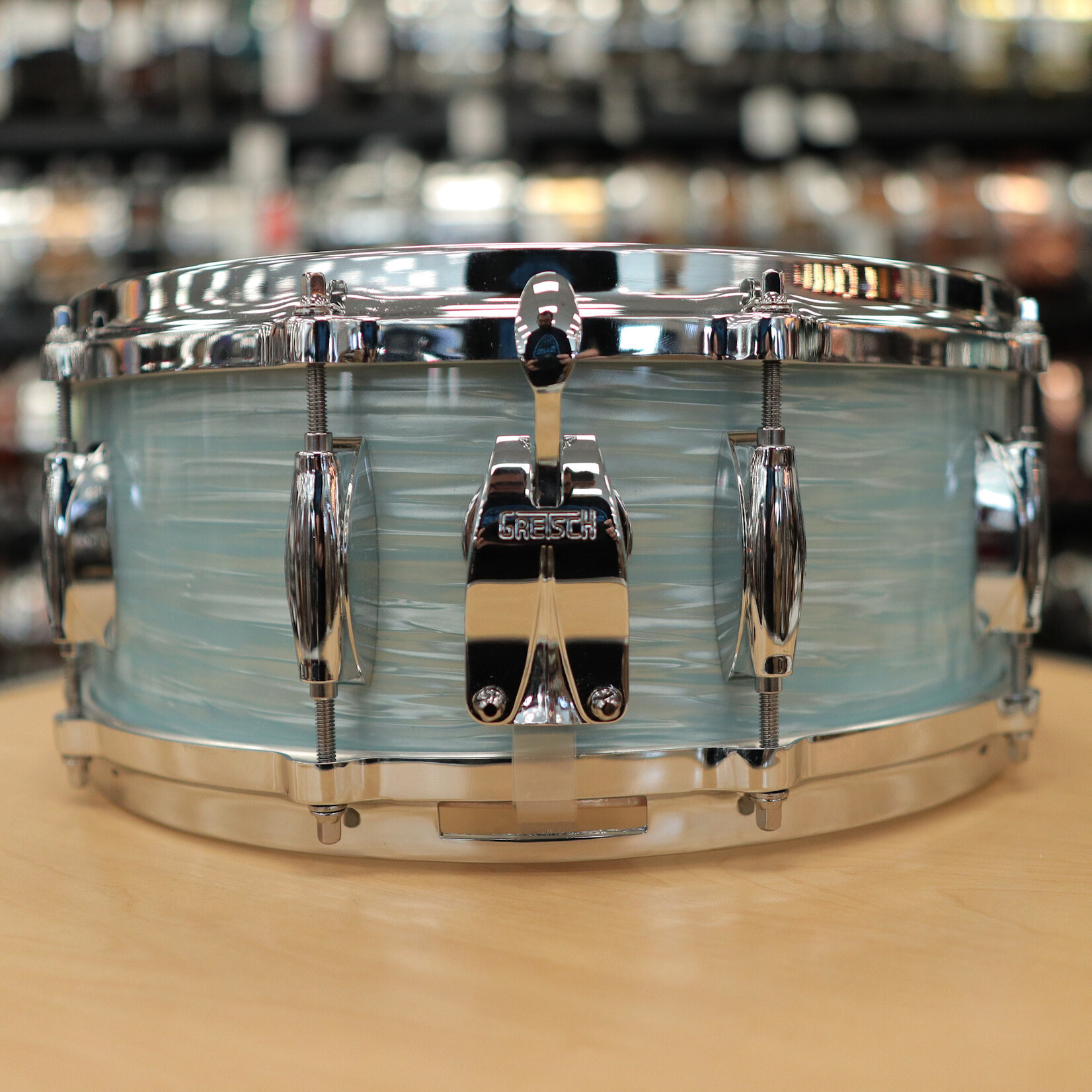 Gretsch Gretsch USA Custom 5.5 x 14" Snare Drum w. Lightning Throw-Off (Vintage Oyster White)