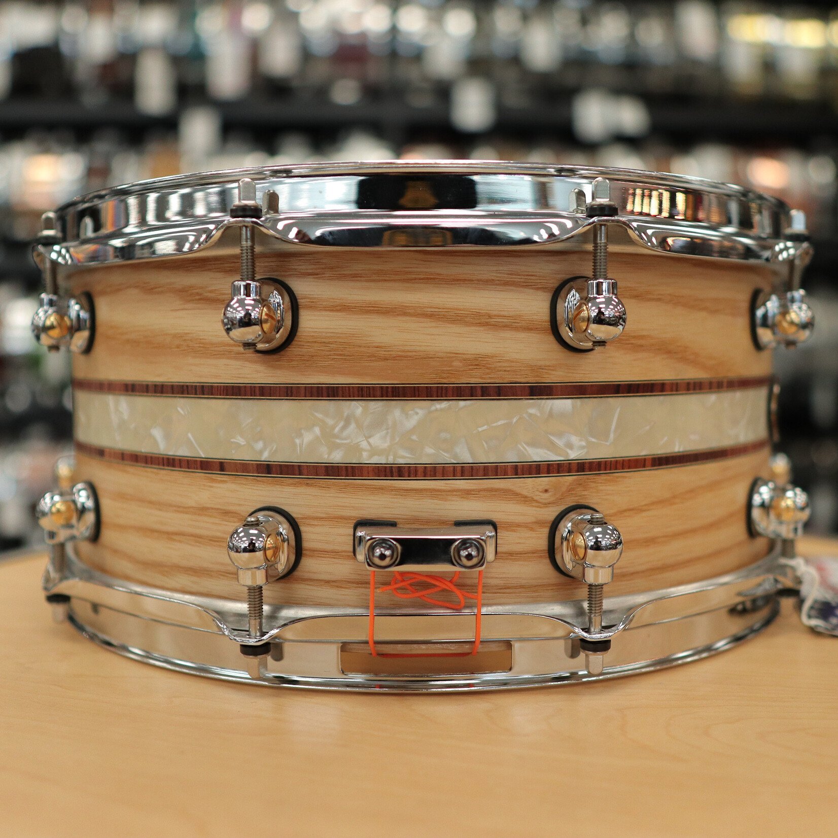 Pearl Like-New Pearl Music City Custom 6.5x14" Solid Ash w/ Kingwood Royal Inlay (MCCA1465S/C1002)