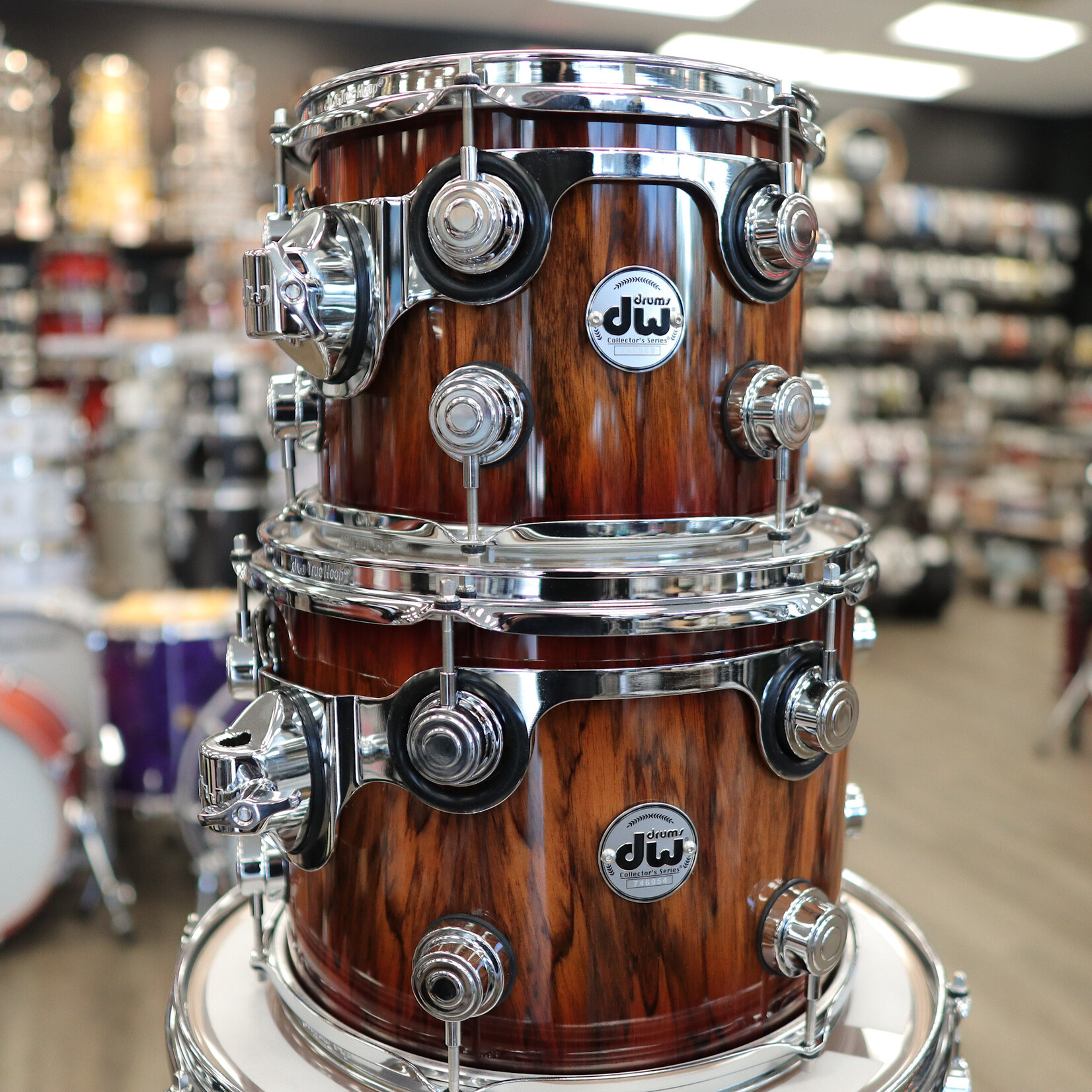 DW DW Collector's Series Exotic SSC Maple 4-PC Shell Pack 22/10/12/16 (Toasted Almond Burst Over Tigerwood, Chrome HW)