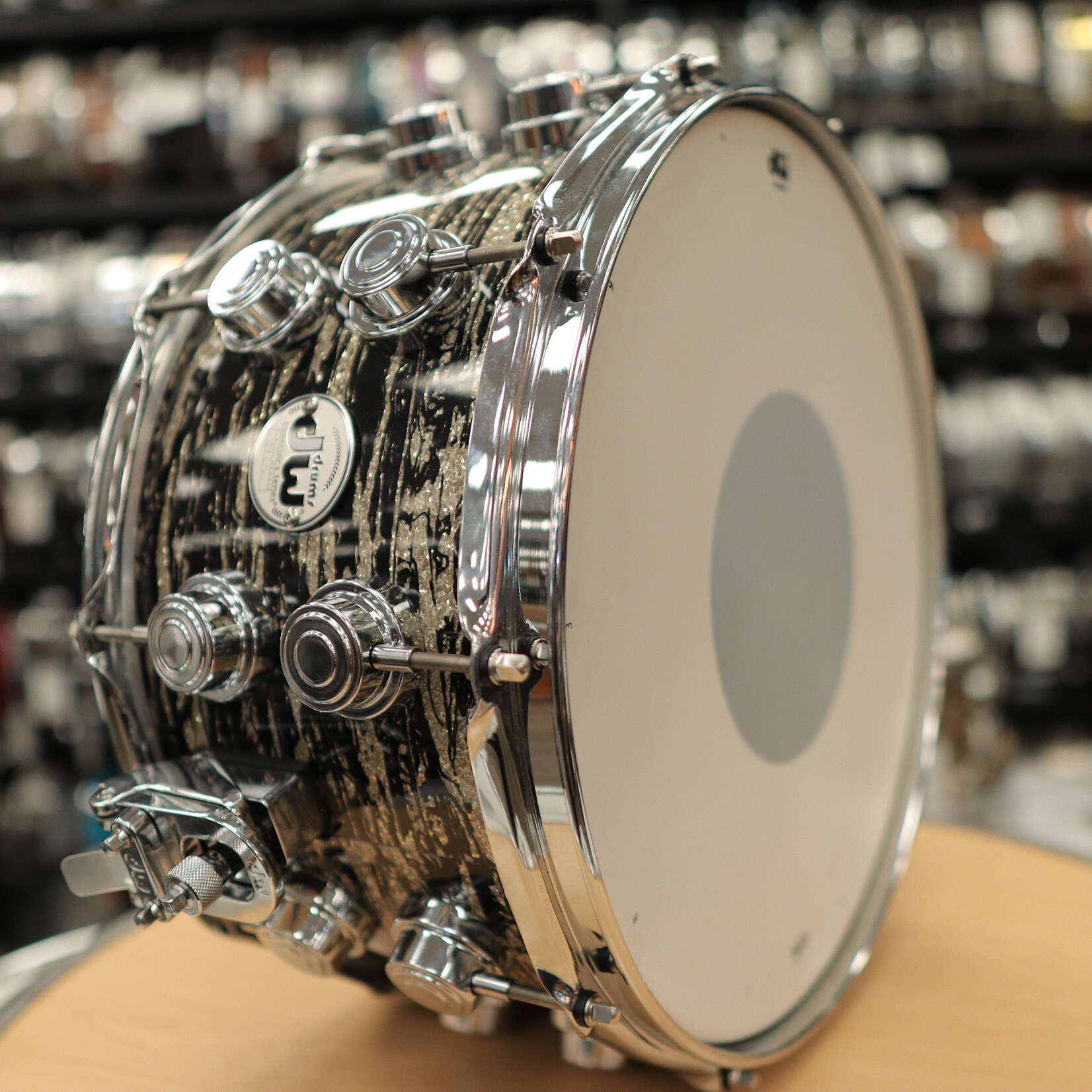 DW Like-New DW Collector's Series Maple/ Mahogany 7x14" Snare Drum (Black Oyster Glass)